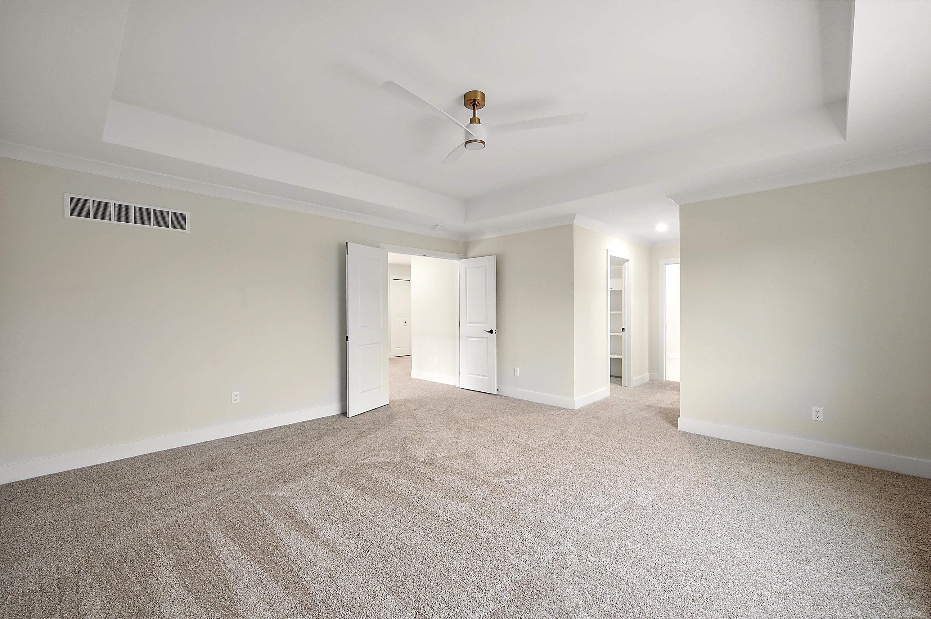 17000 Pienza Drive, Macomb, MI, 48042