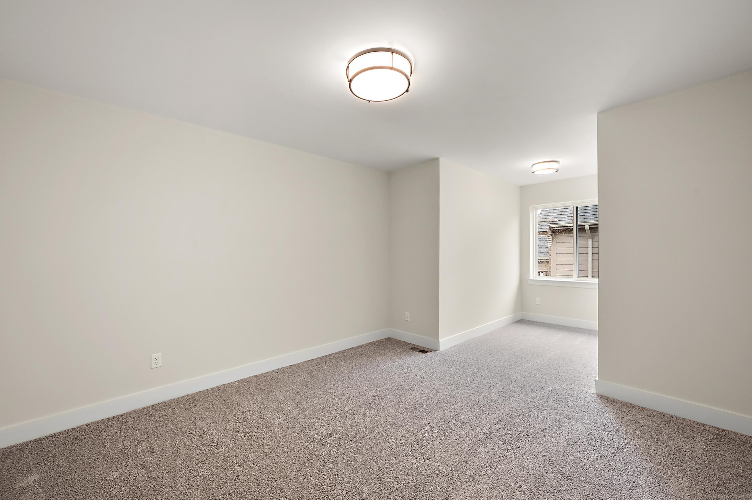 17000 Pienza Drive, Macomb, MI, 48042