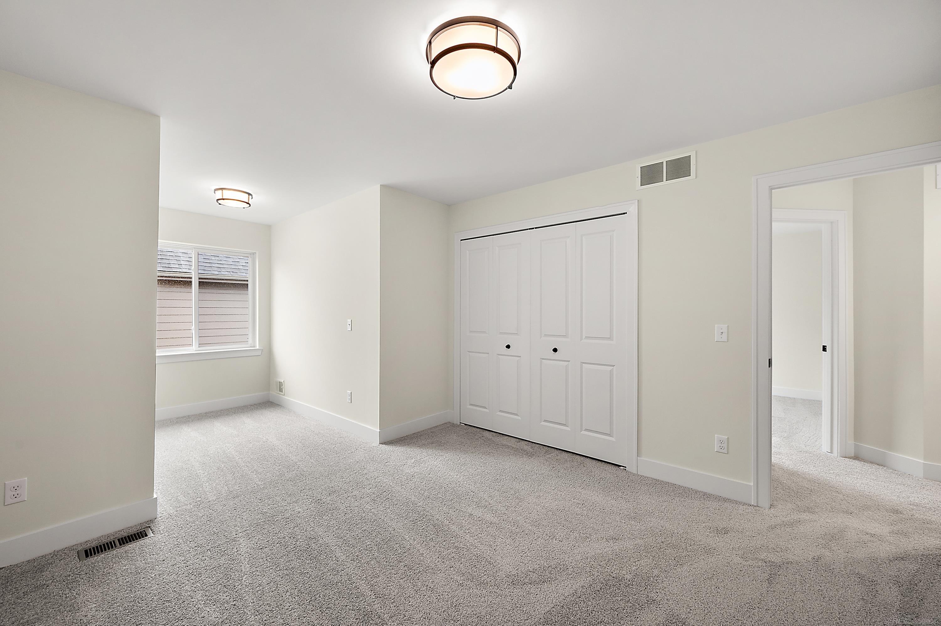 17000 Pienza Drive, Macomb, MI, 48042