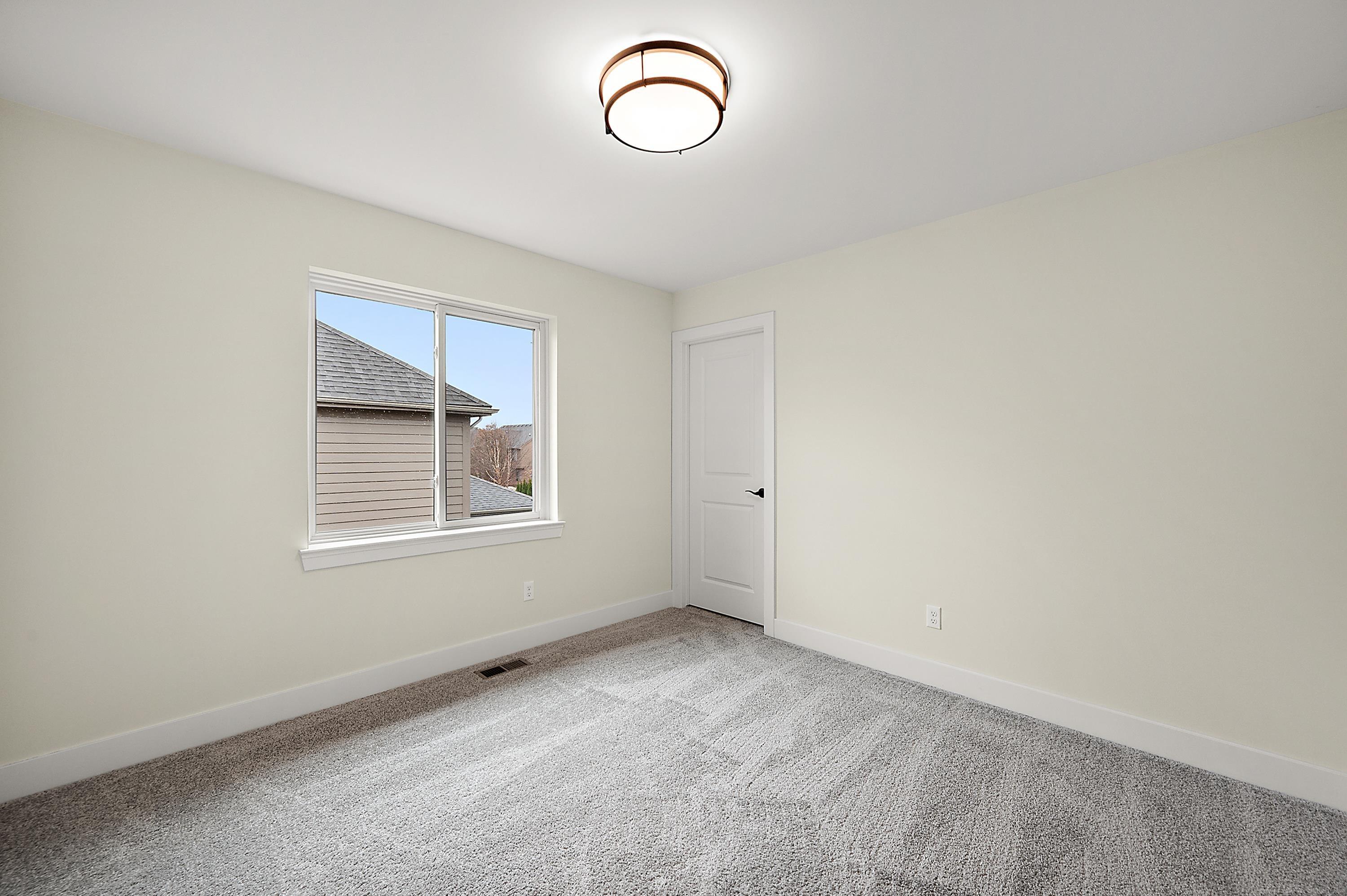 17000 Pienza Drive, Macomb, MI, 48042