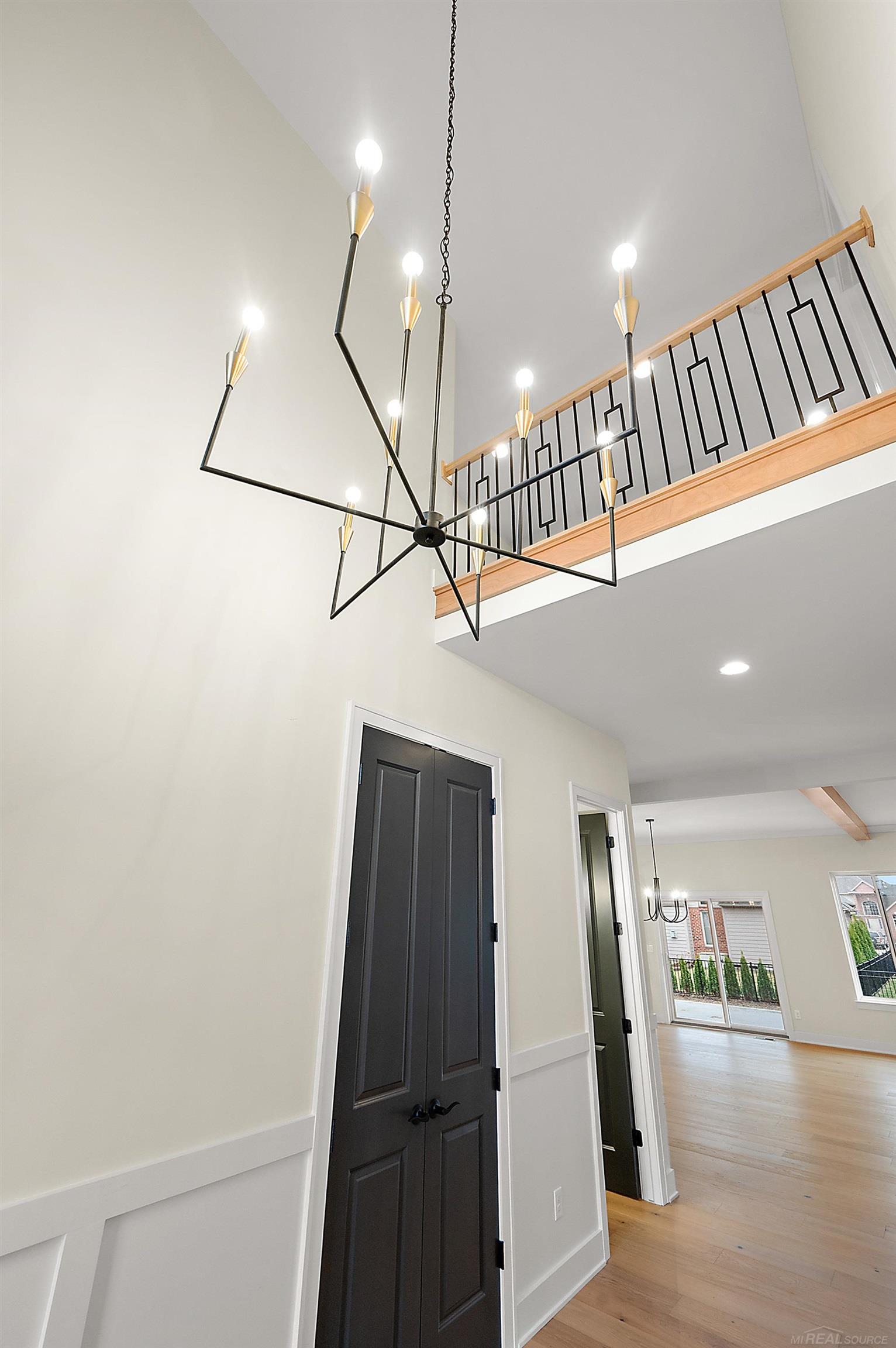 17000 Pienza Drive, Macomb, MI, 48042