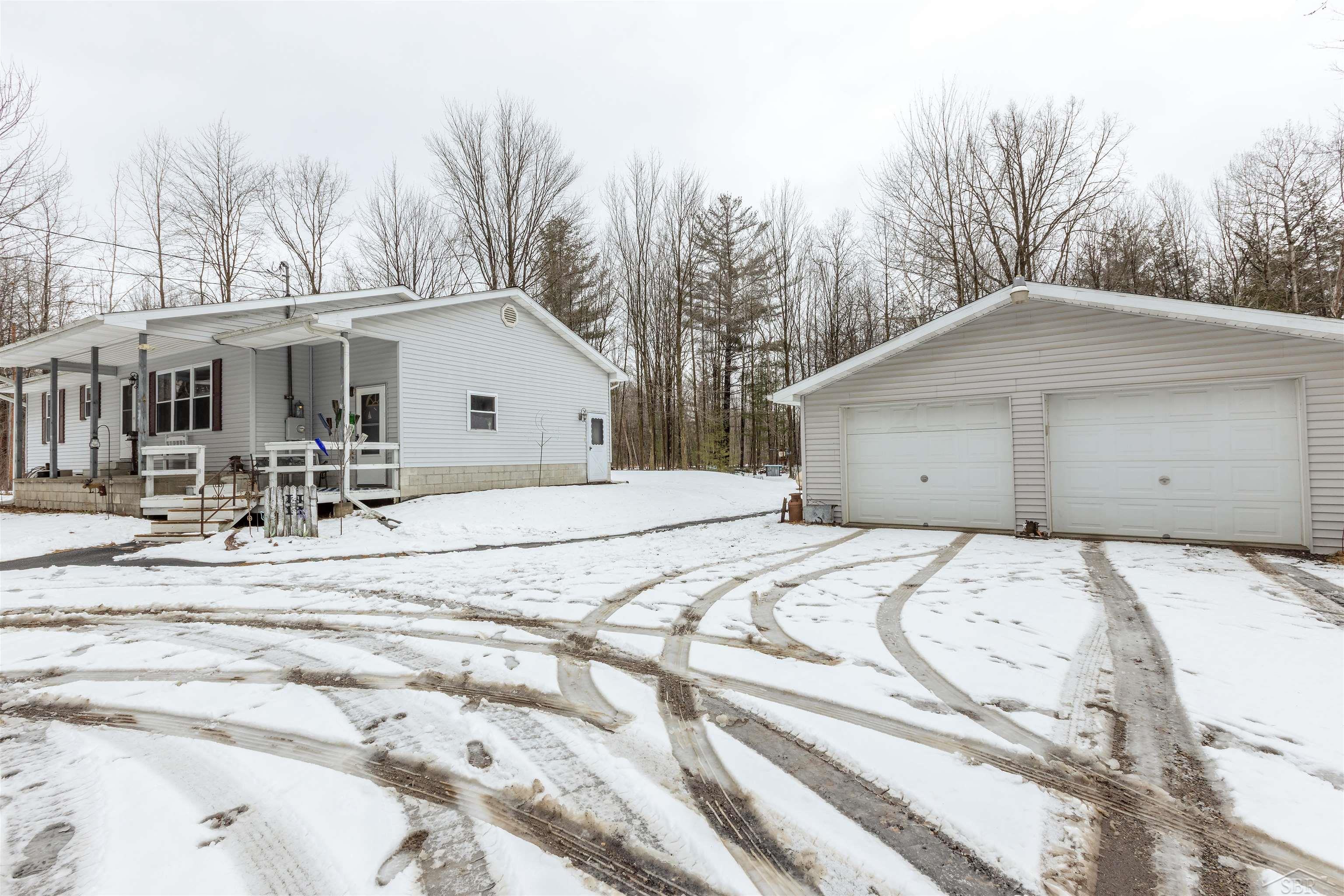 6556 N Magruder Road, Coleman, MI, 48618