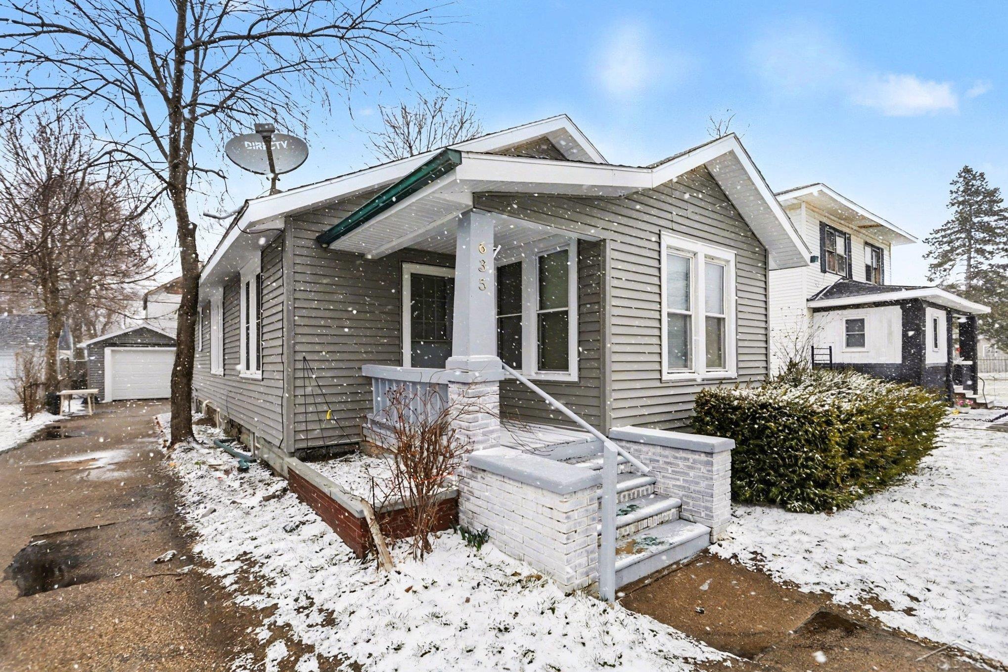 635 E Main Street, Benton Harbor, MI, 49022