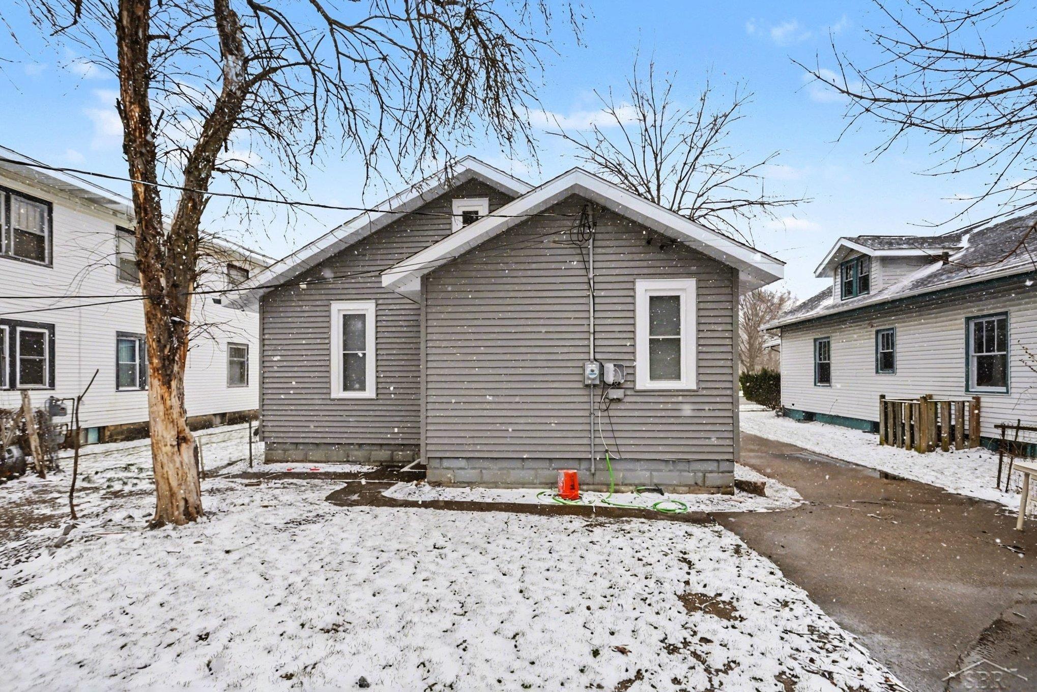 635 E Main Street, Benton Harbor, MI, 49022