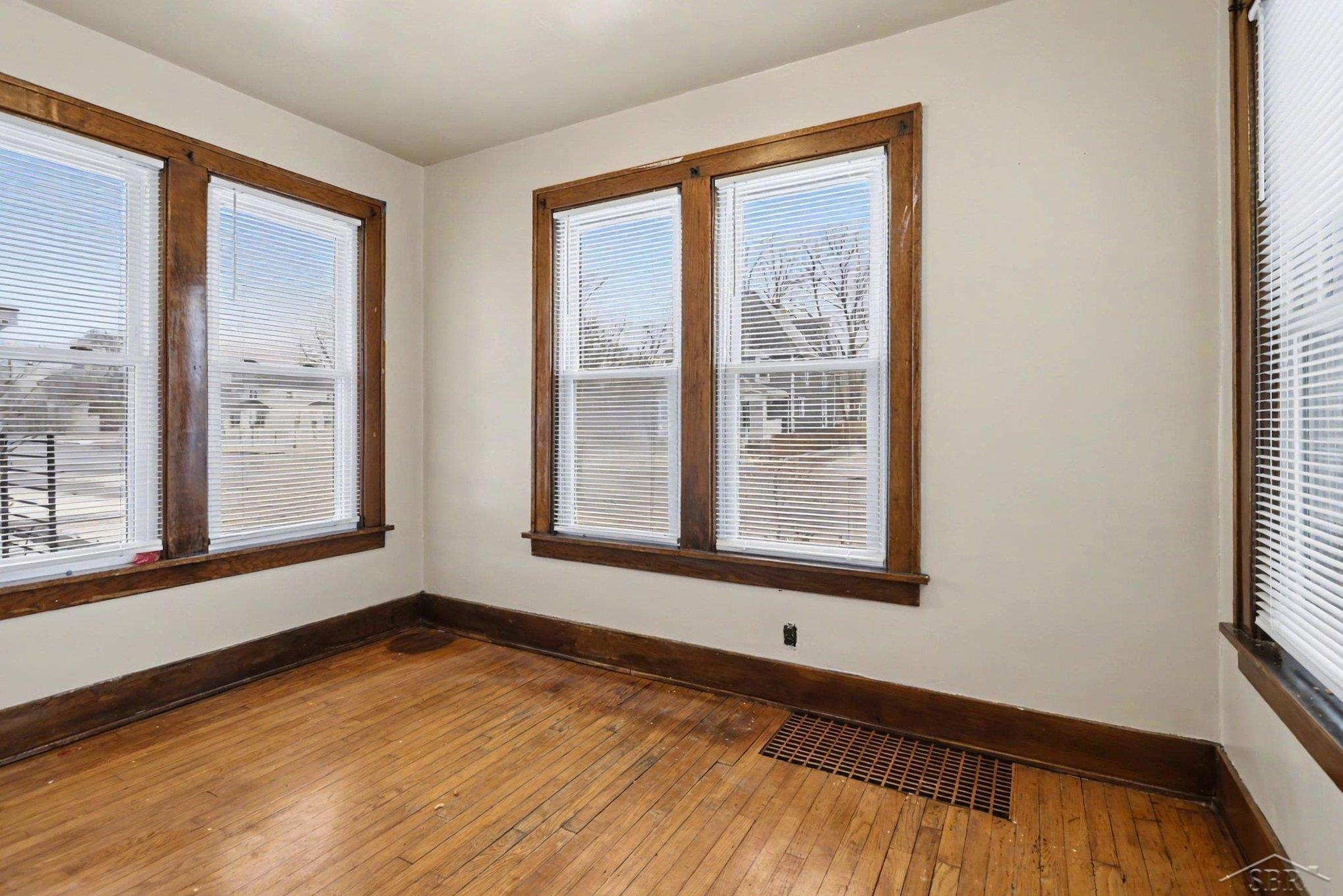 635 E Main Street, Benton Harbor, MI, 49022