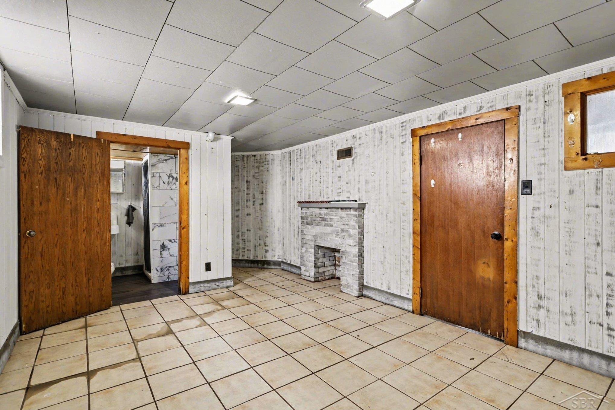 635 E Main Street, Benton Harbor, MI, 49022