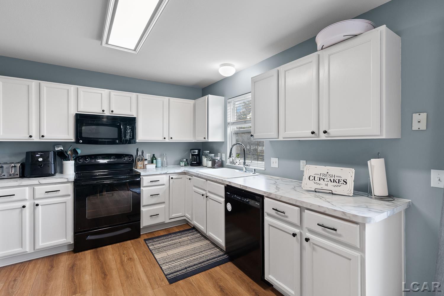 949 Hickory Creek Drive, Temperance, MI, 48182