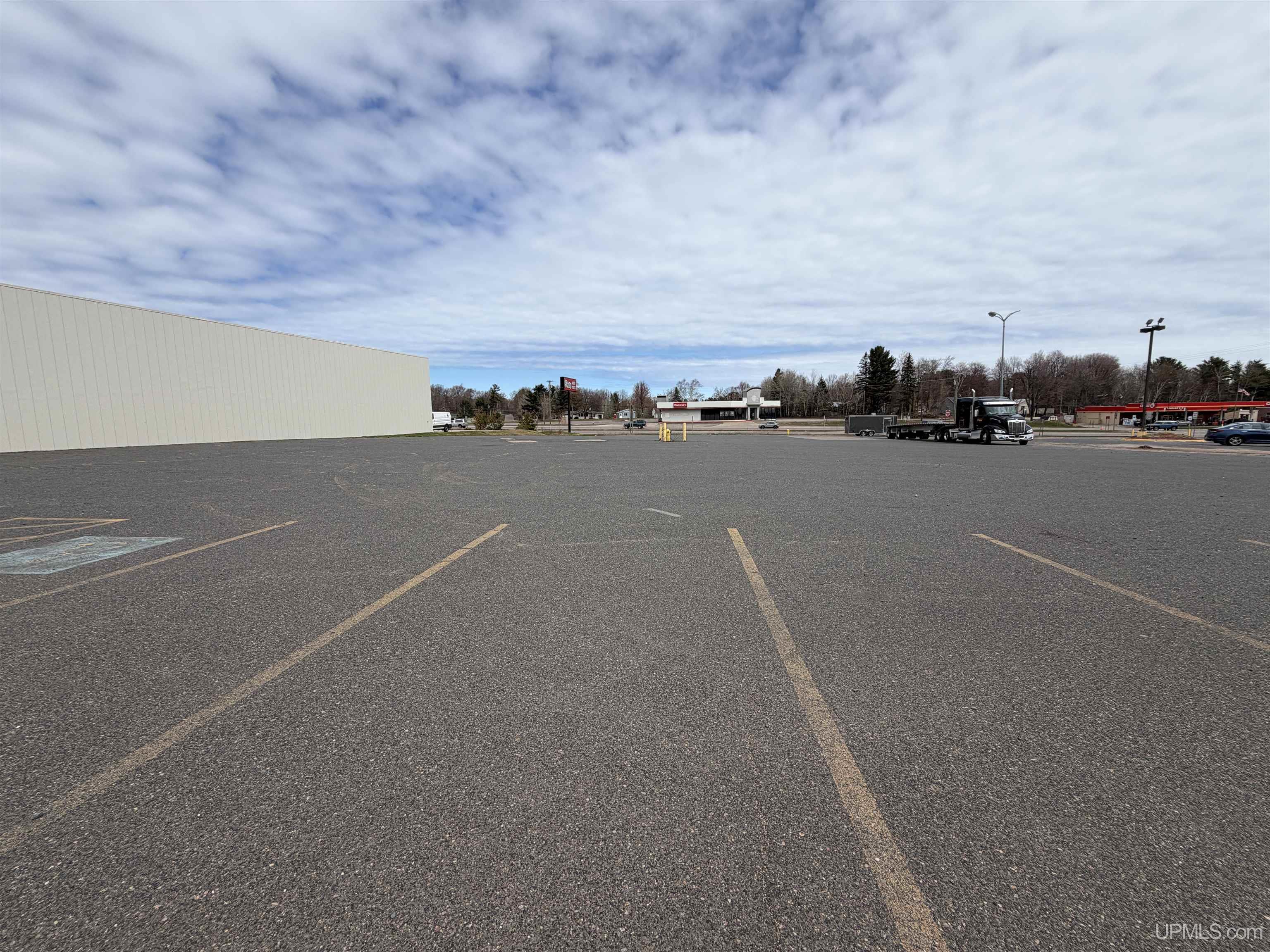 MLS 50201801 Large photo number 3 