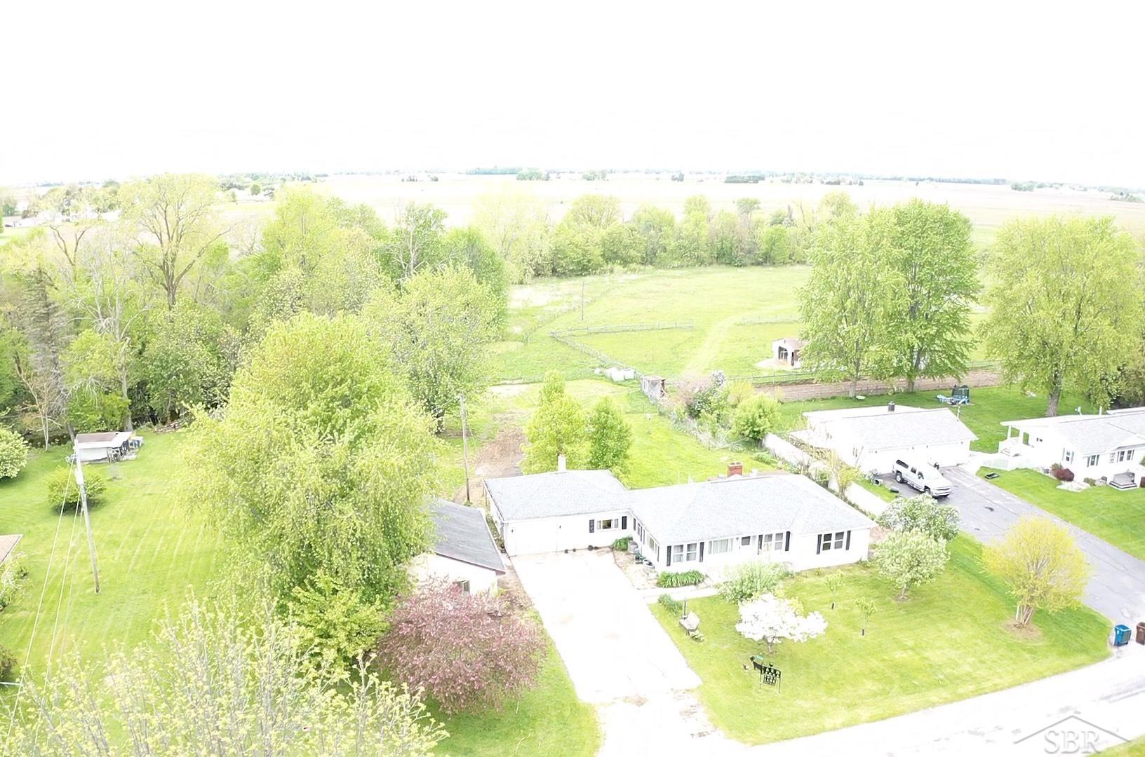 2430 S 4 Mile Road, Kawkawlin, MI, 48631