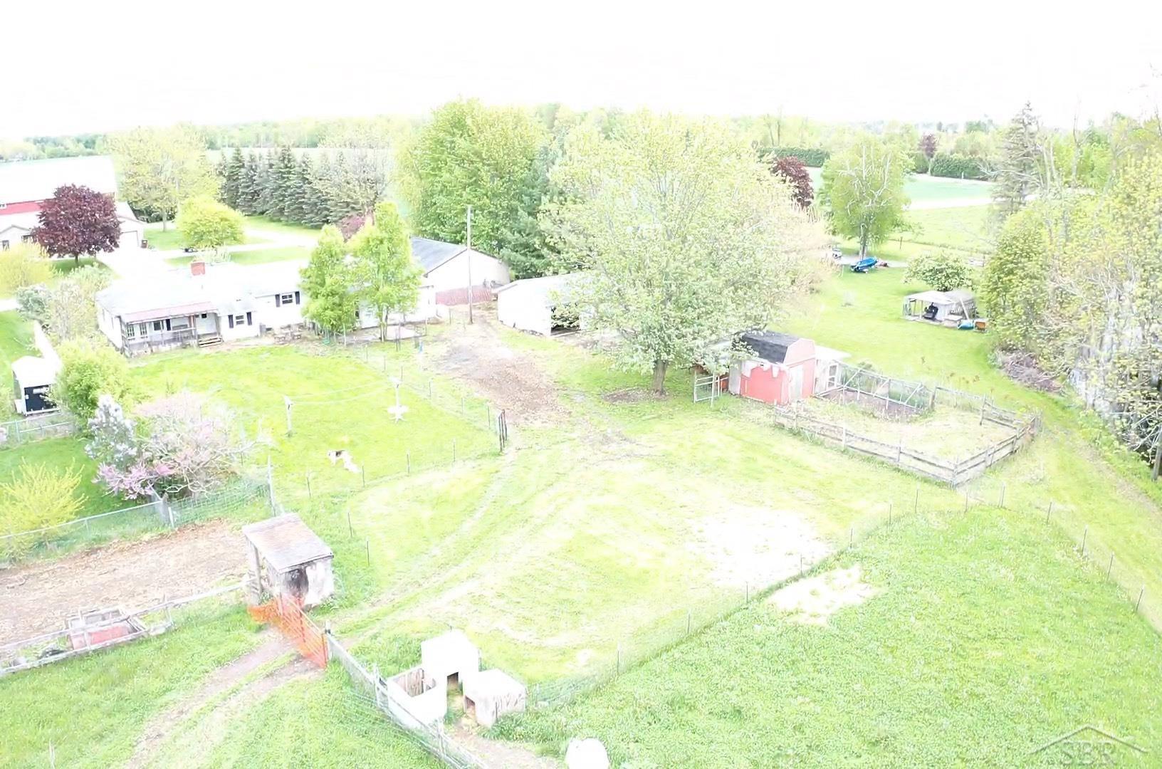 2430 S 4 Mile Road, Kawkawlin, MI, 48631