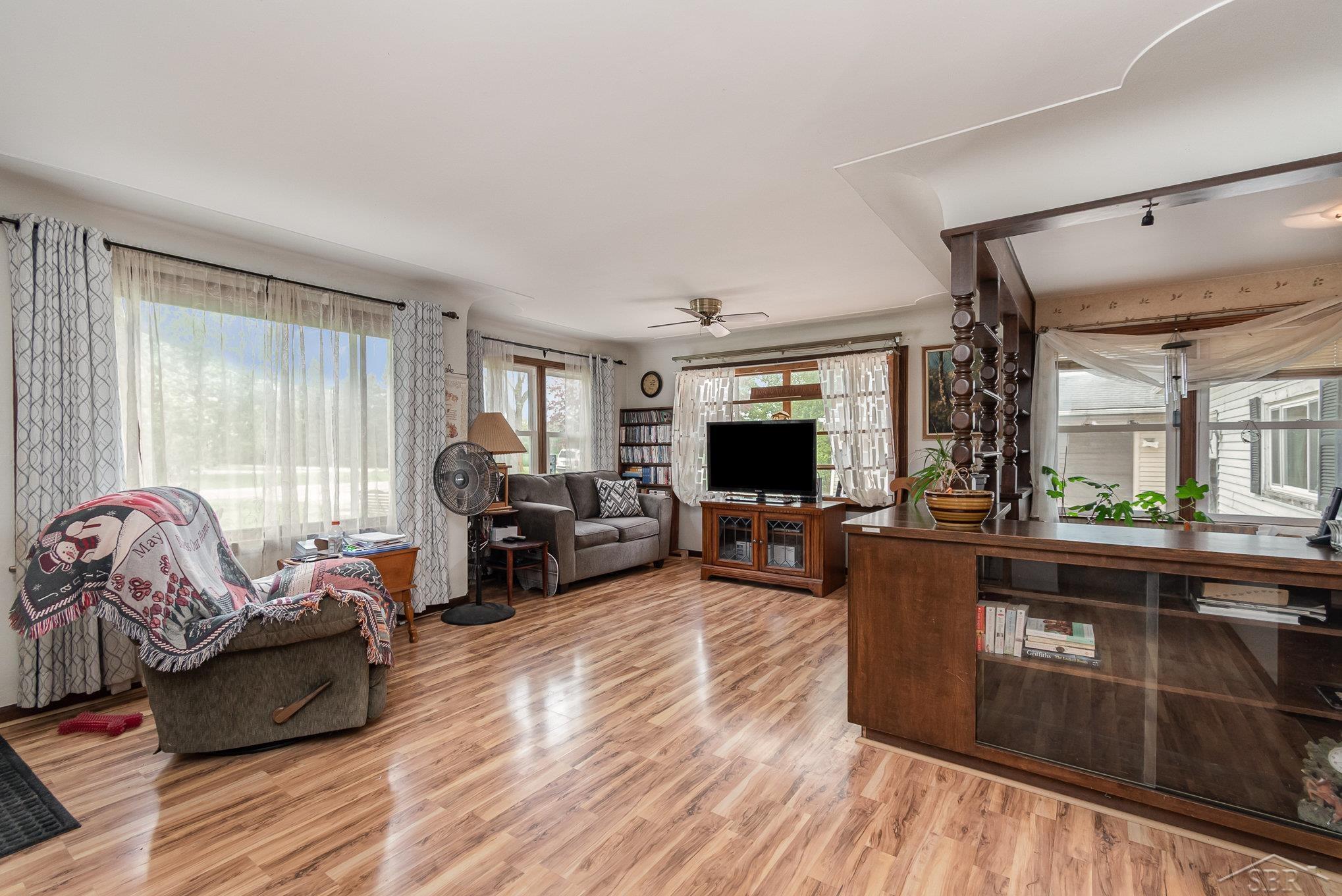 2430 S 4 Mile Road, Kawkawlin, MI, 48631