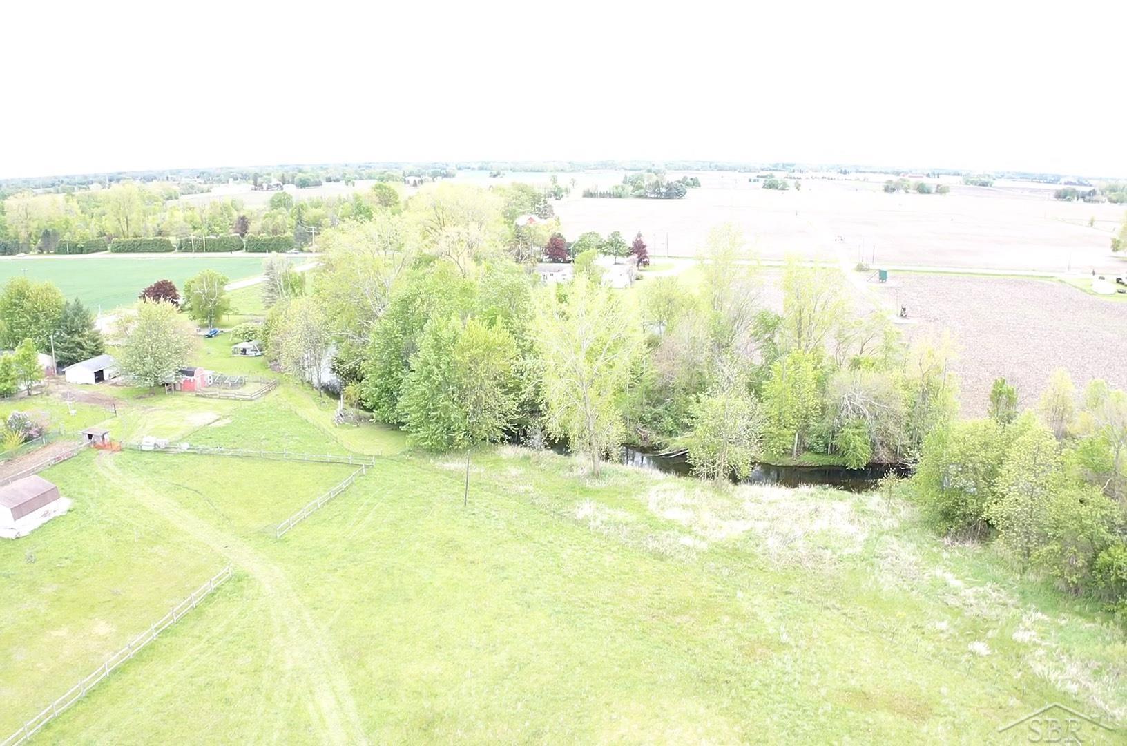 2430 S 4 Mile Road, Kawkawlin, MI, 48631