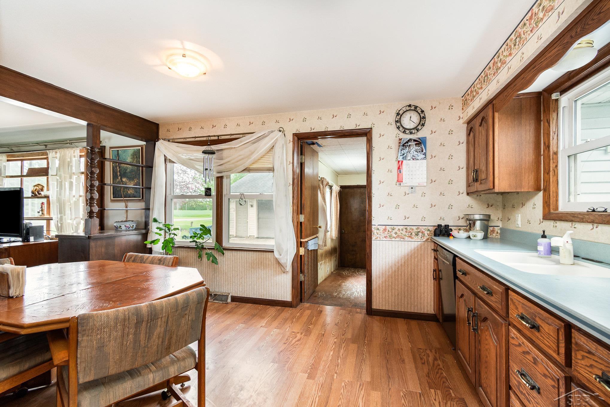 2430 S 4 Mile Road, Kawkawlin, MI, 48631