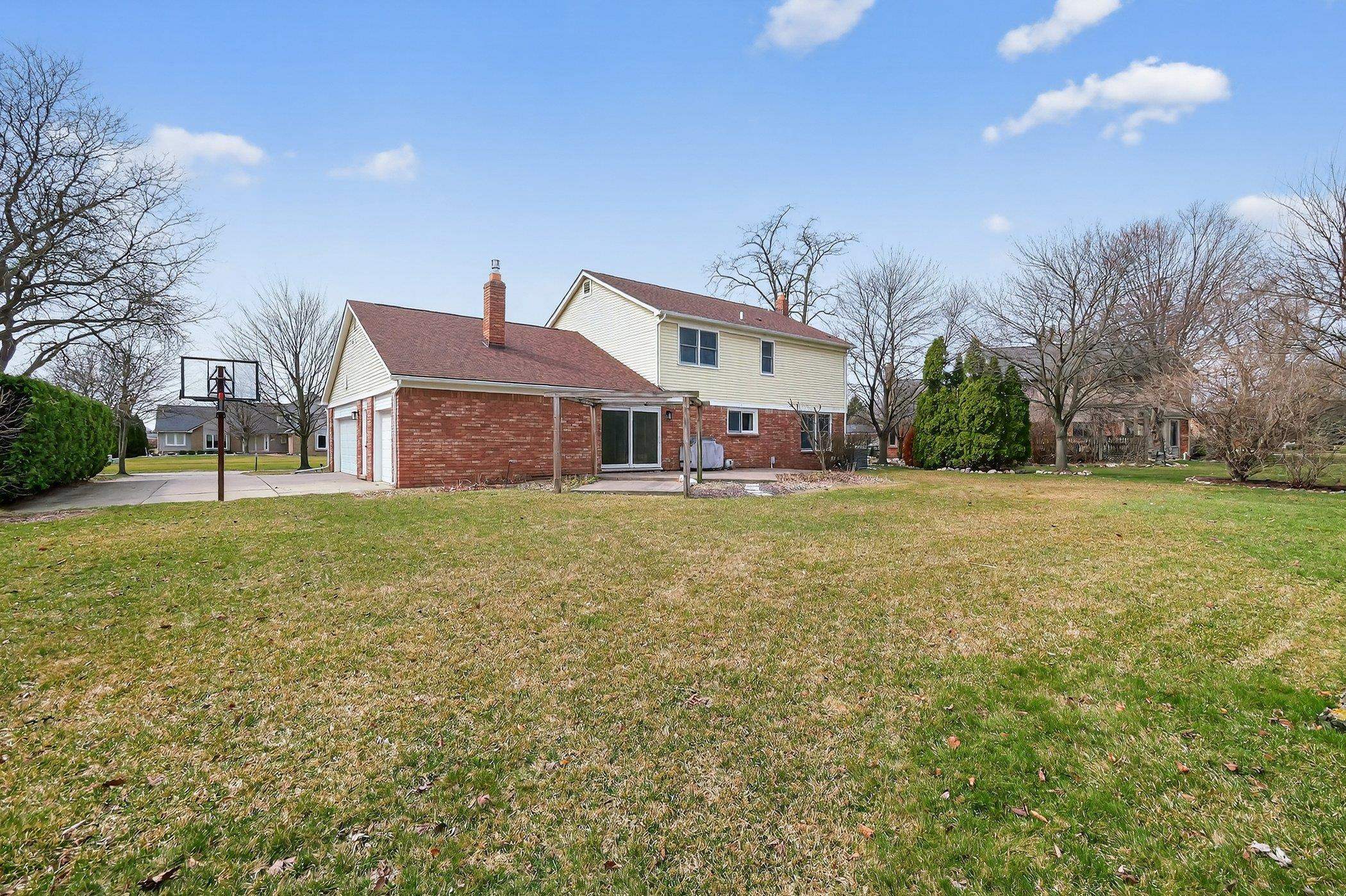 46922 Ben Franklin Drive, Shelby Twp, MI, 48315