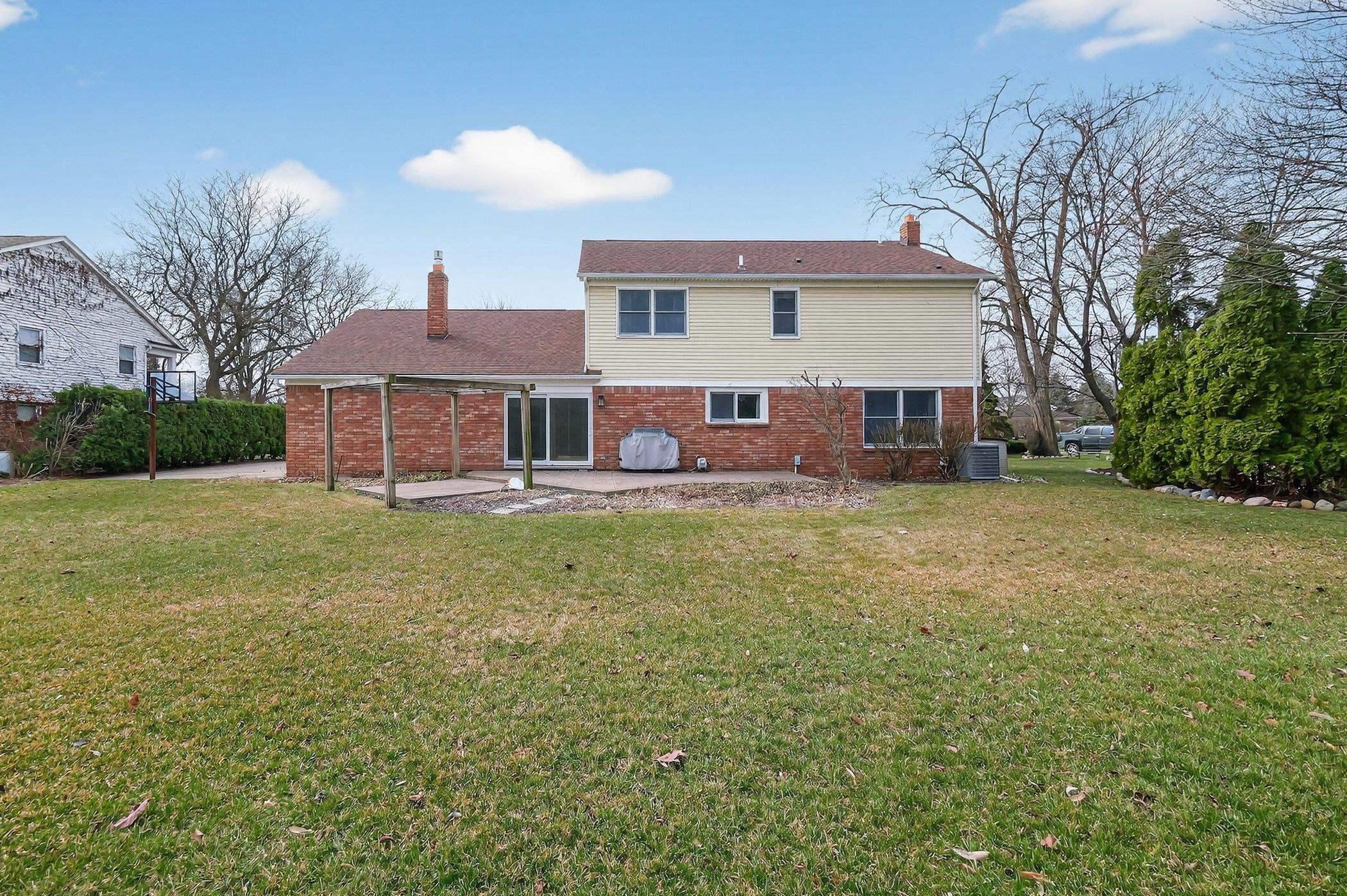 46922 Ben Franklin Drive, Shelby Twp, MI, 48315