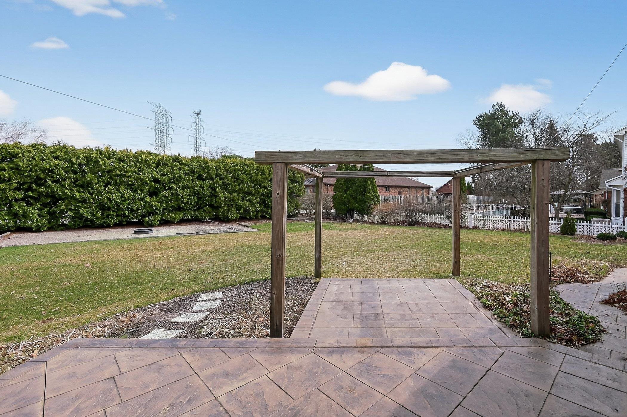 46922 Ben Franklin Drive, Shelby Twp, MI, 48315