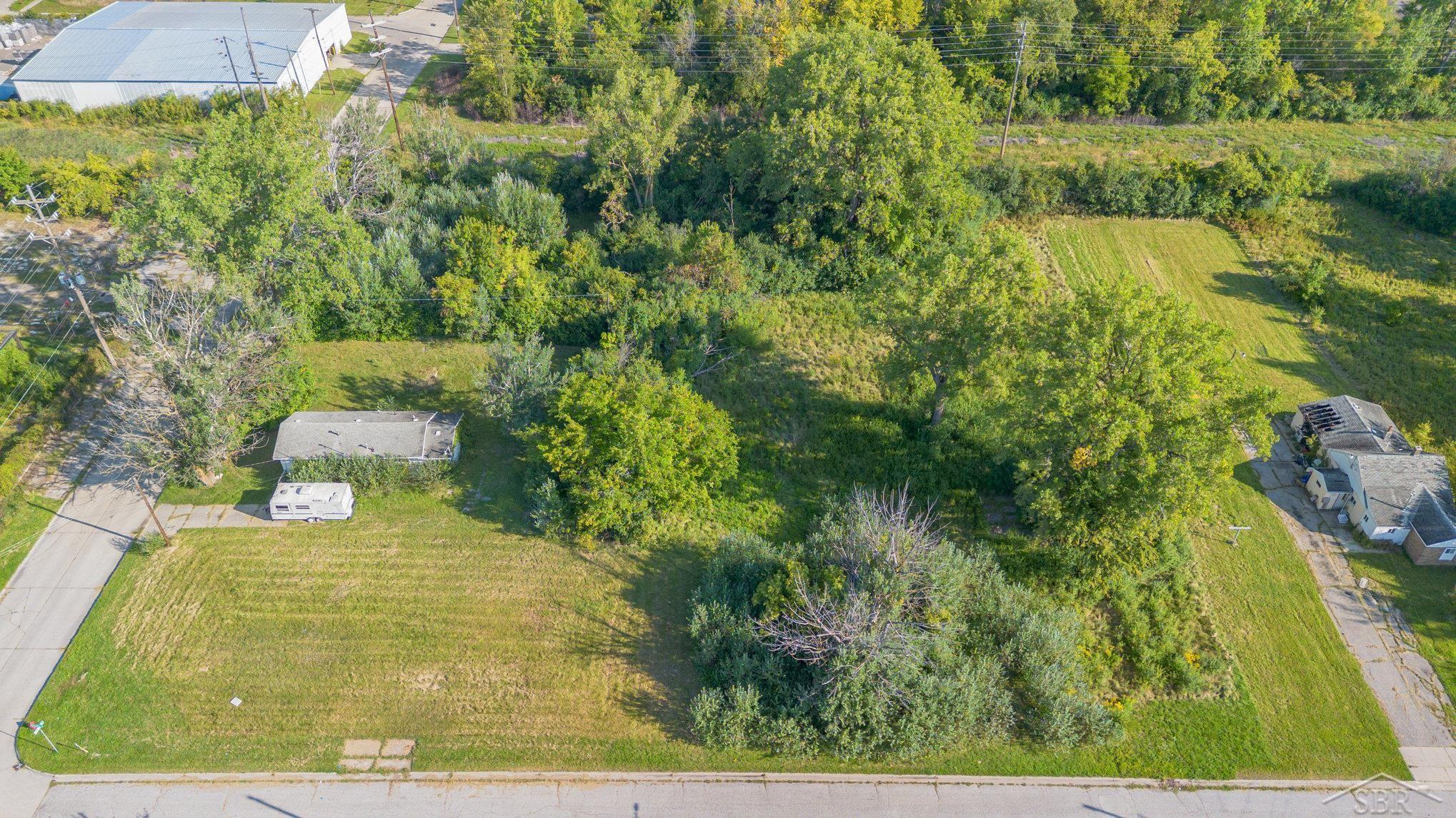 2704 Ruckle Street, Saginaw, MI, 48601