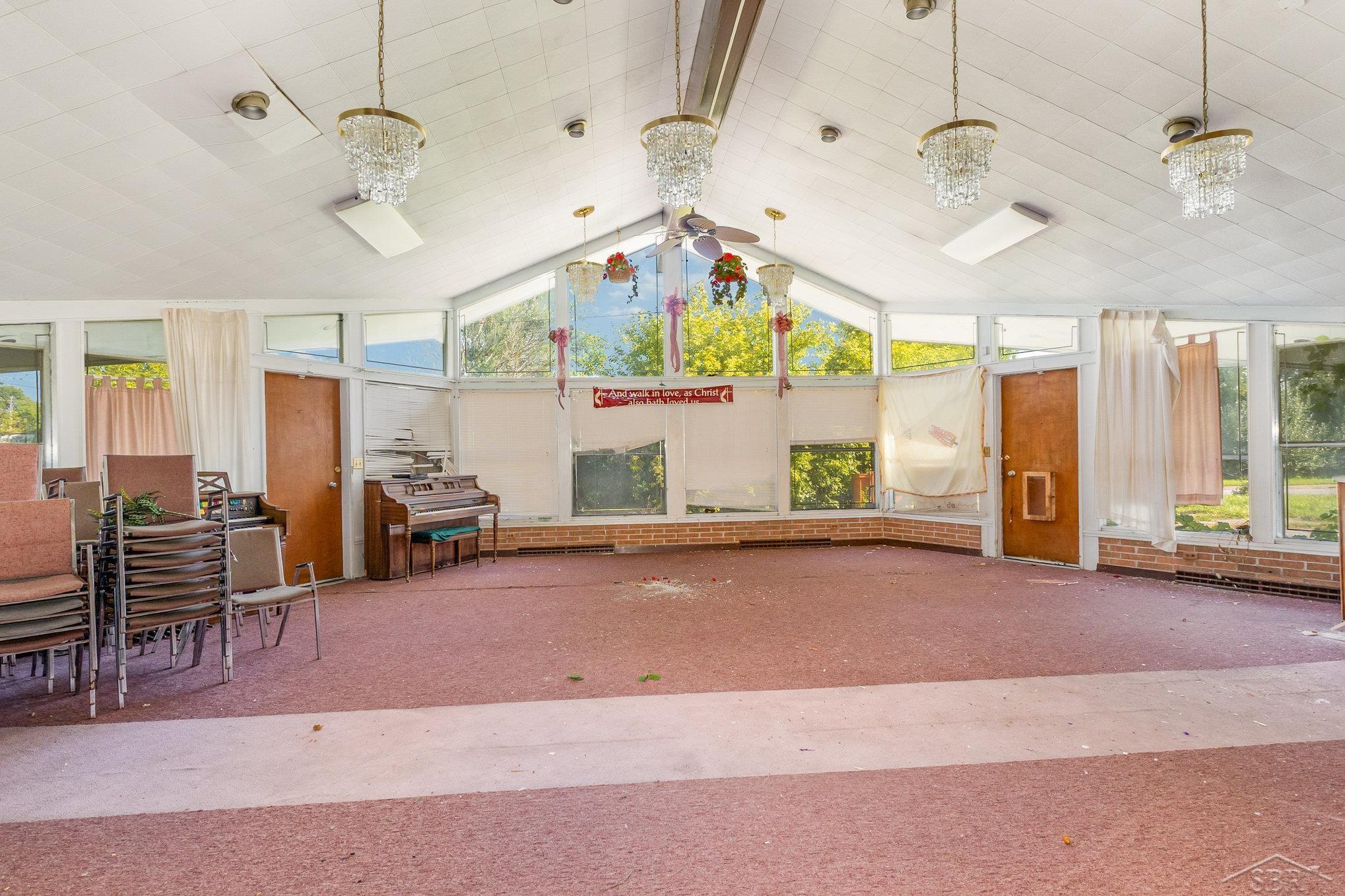 2704 Ruckle Street, Saginaw, MI, 48601