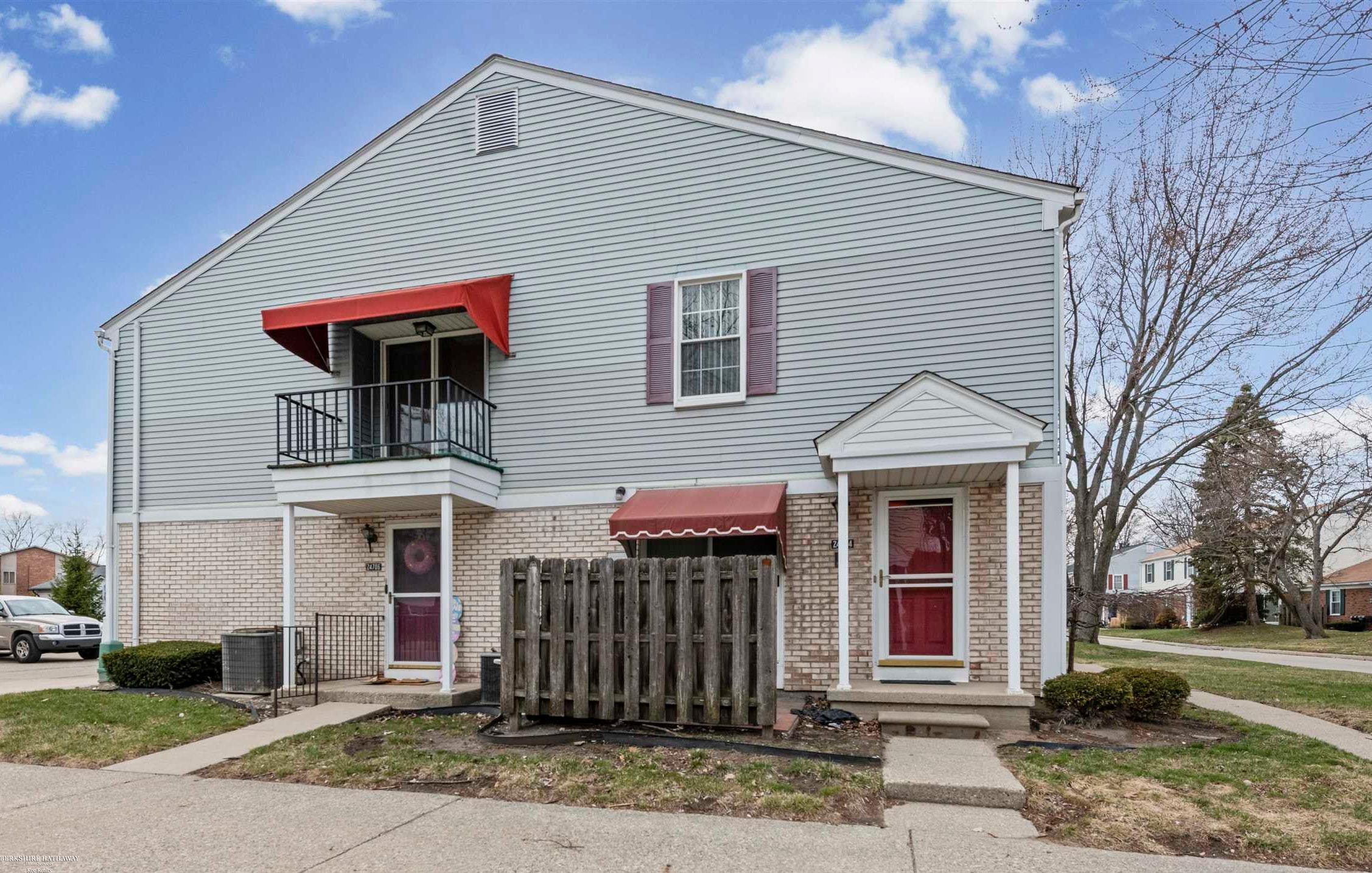 24704 Meadow Lane, Harrison Twp, MI, 48045