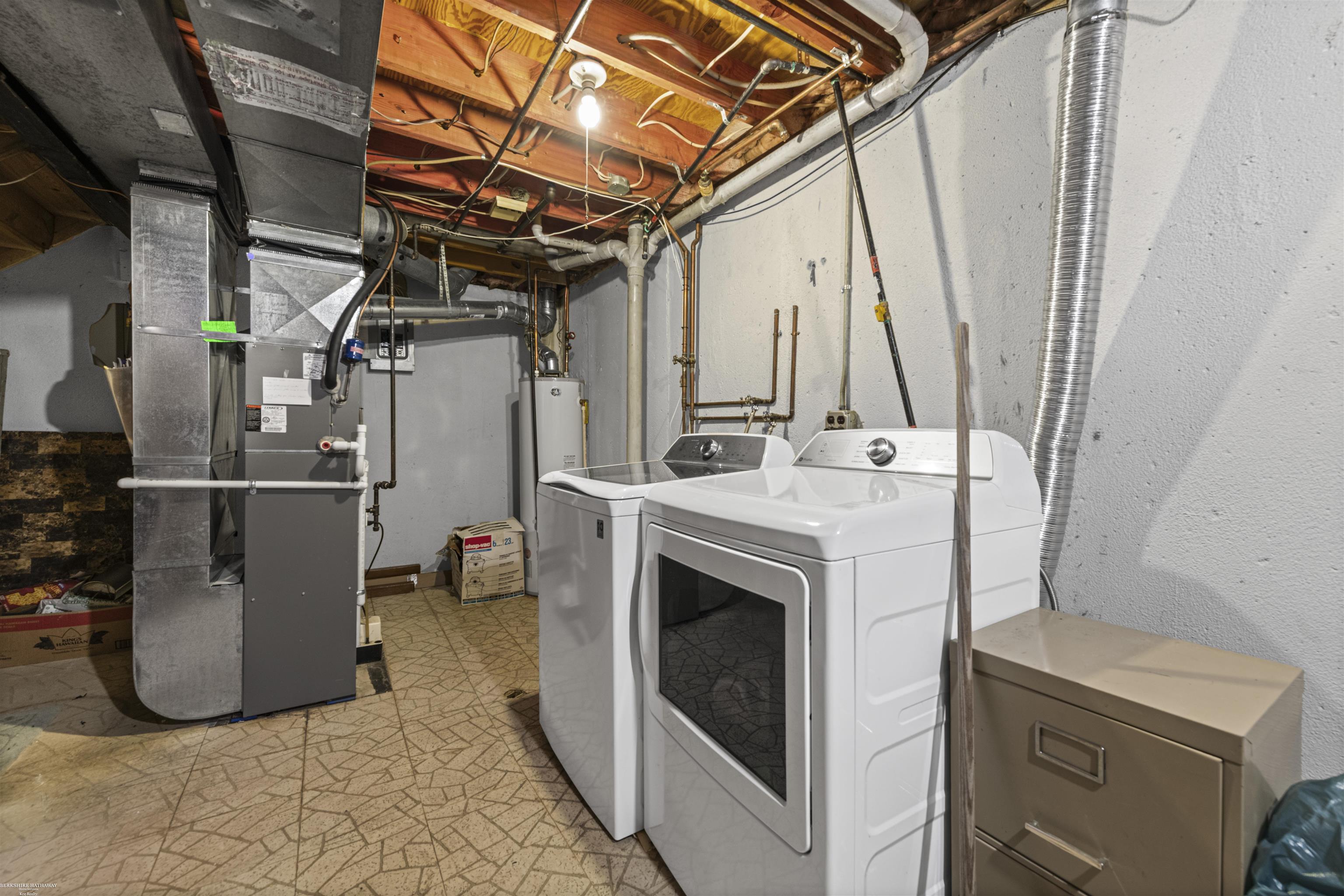 24704 Meadow Lane, Harrison Twp, MI, 48045