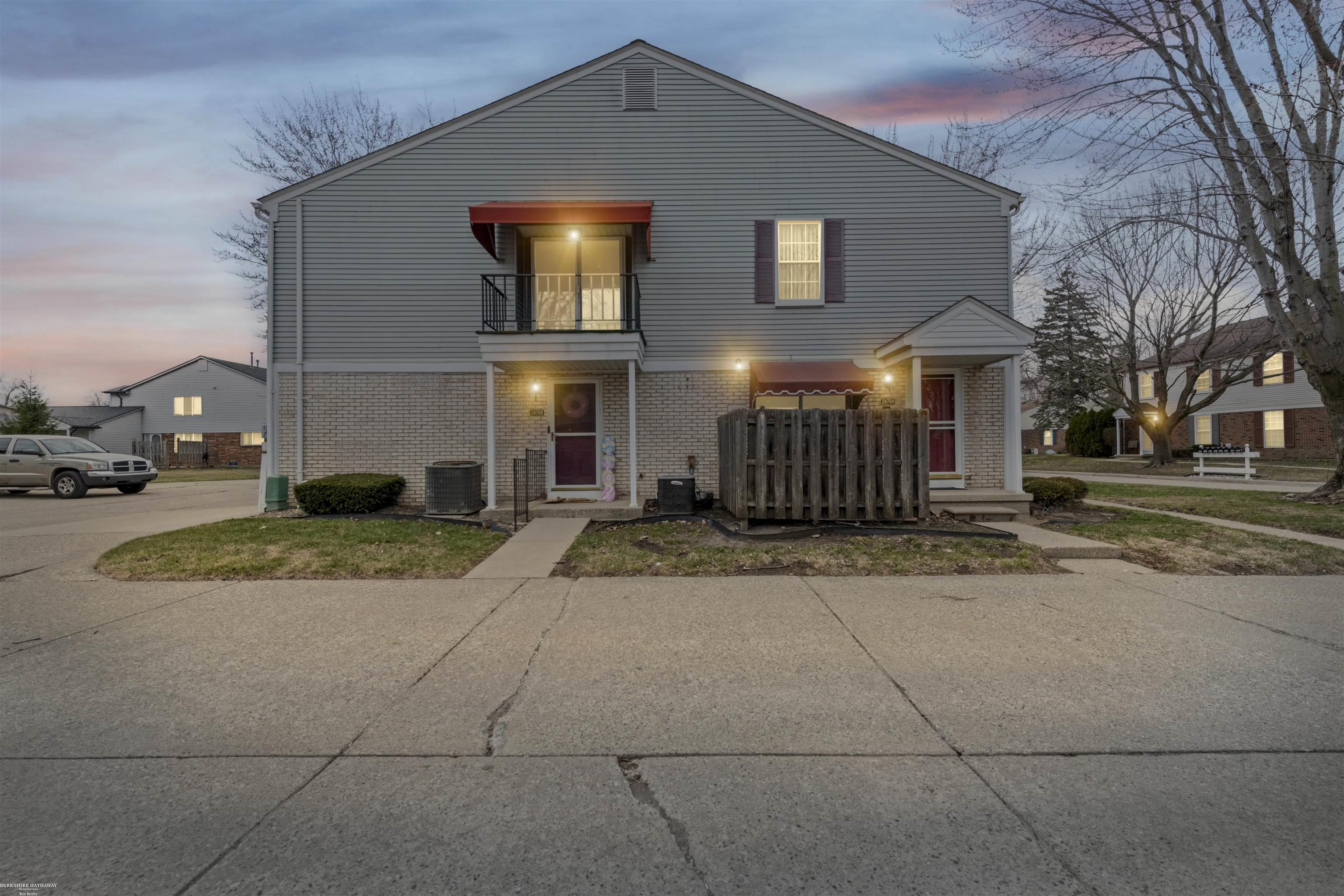 24704 Meadow Lane, Harrison Twp, MI, 48045