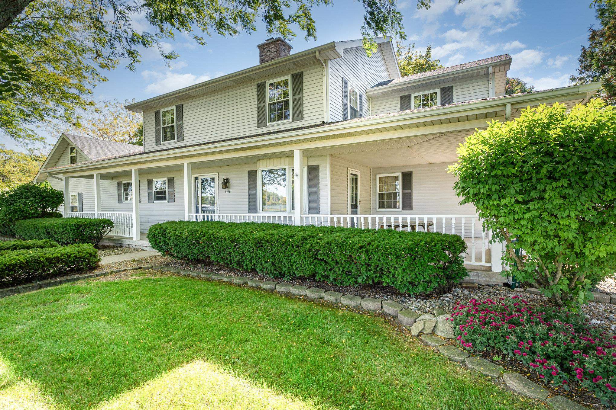 1415 W Nebobish Road, Essexville, MI, 48732