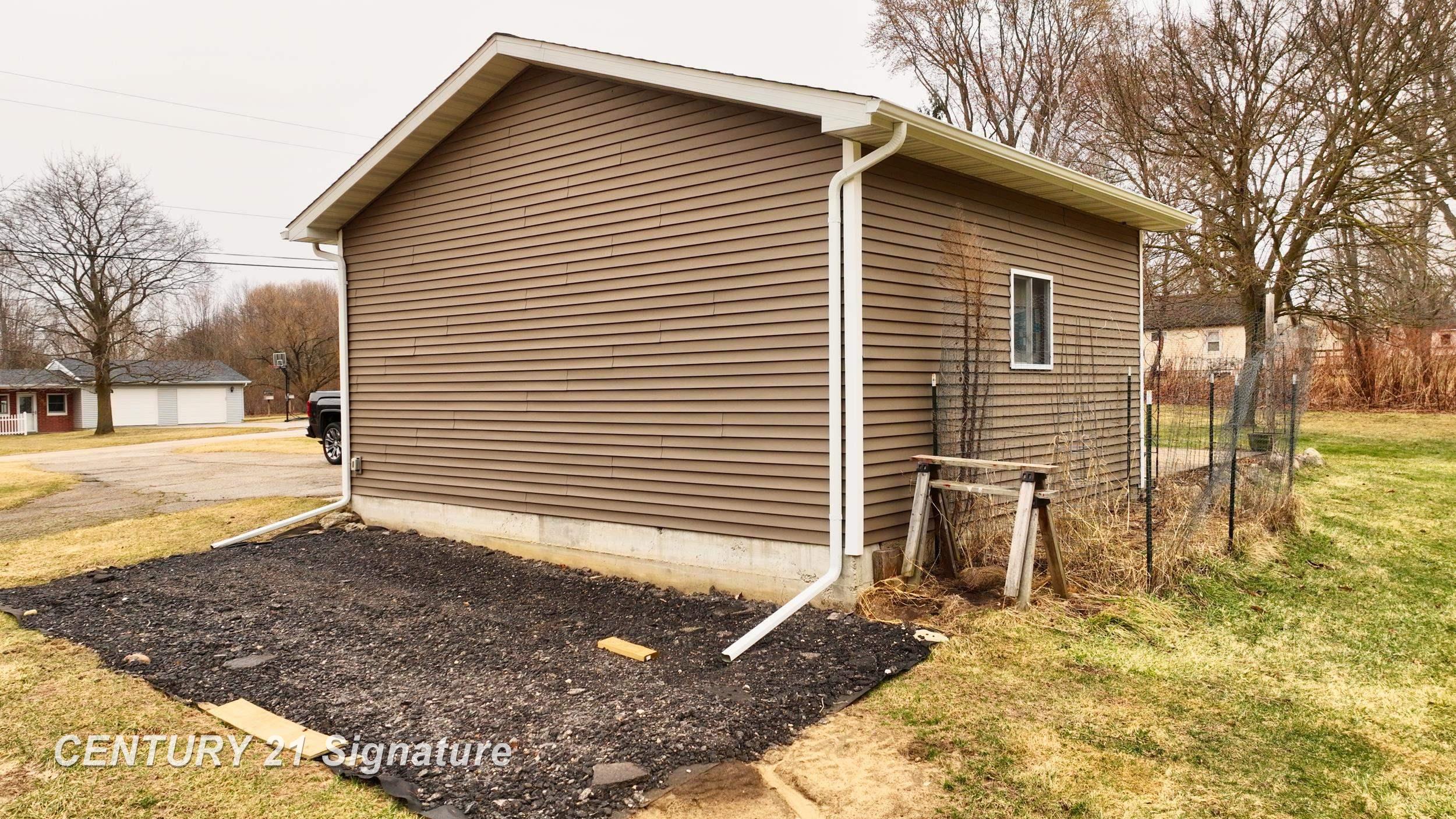 9085 Coldwater Road, Flushing, MI, 48433