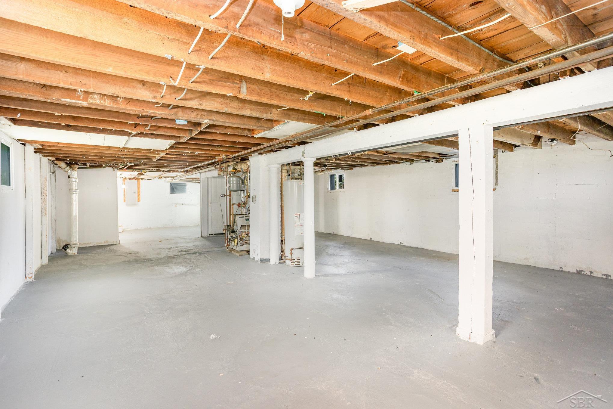 2015 S Washington Street, Saginaw, MI, 48601