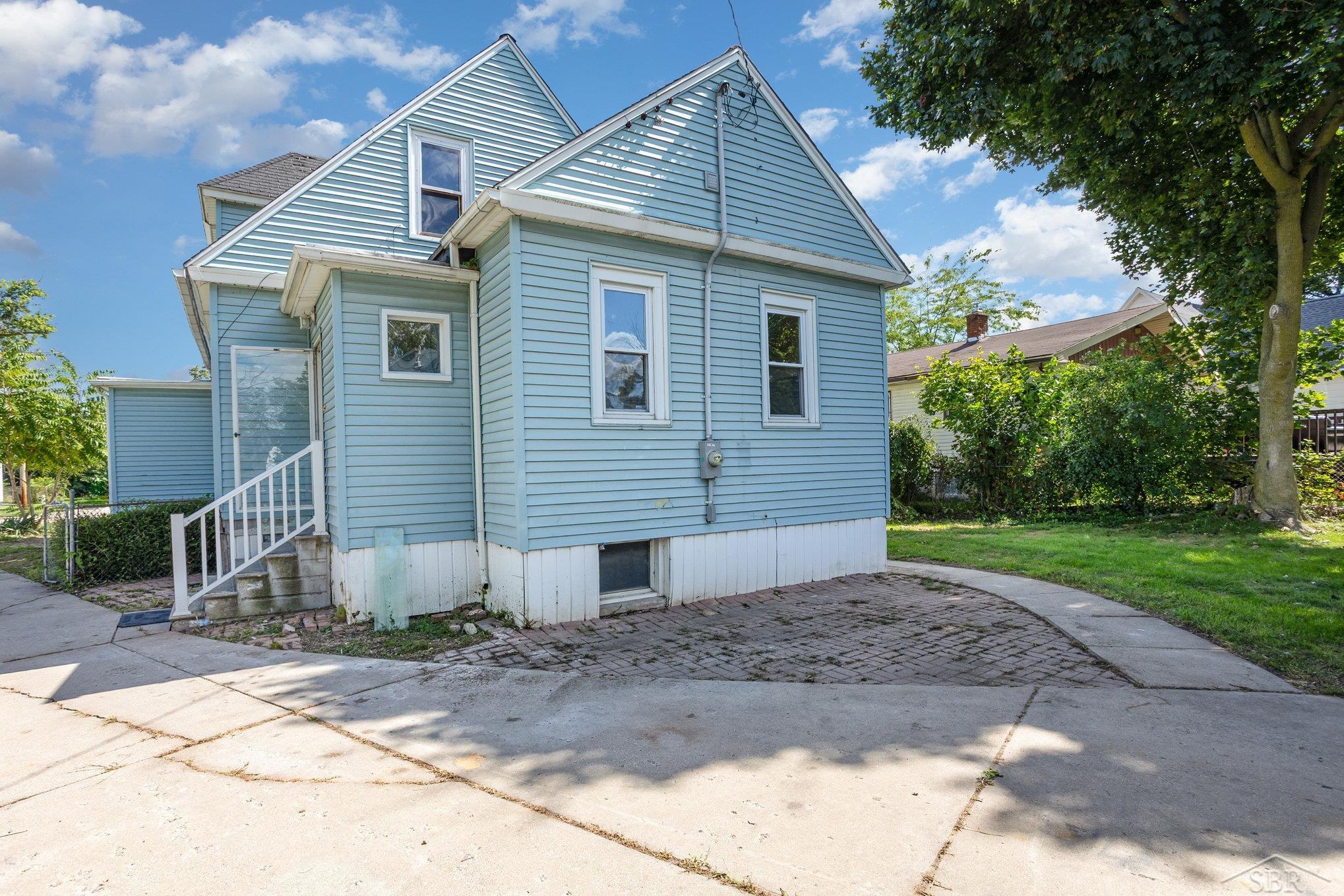 2015 S Washington Street, Saginaw, MI, 48601