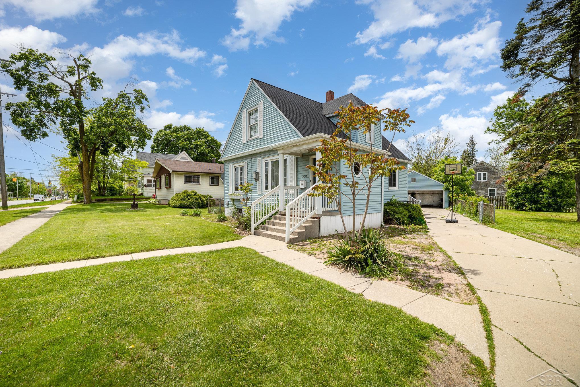 2015 S Washington Street, Saginaw, MI, 48601