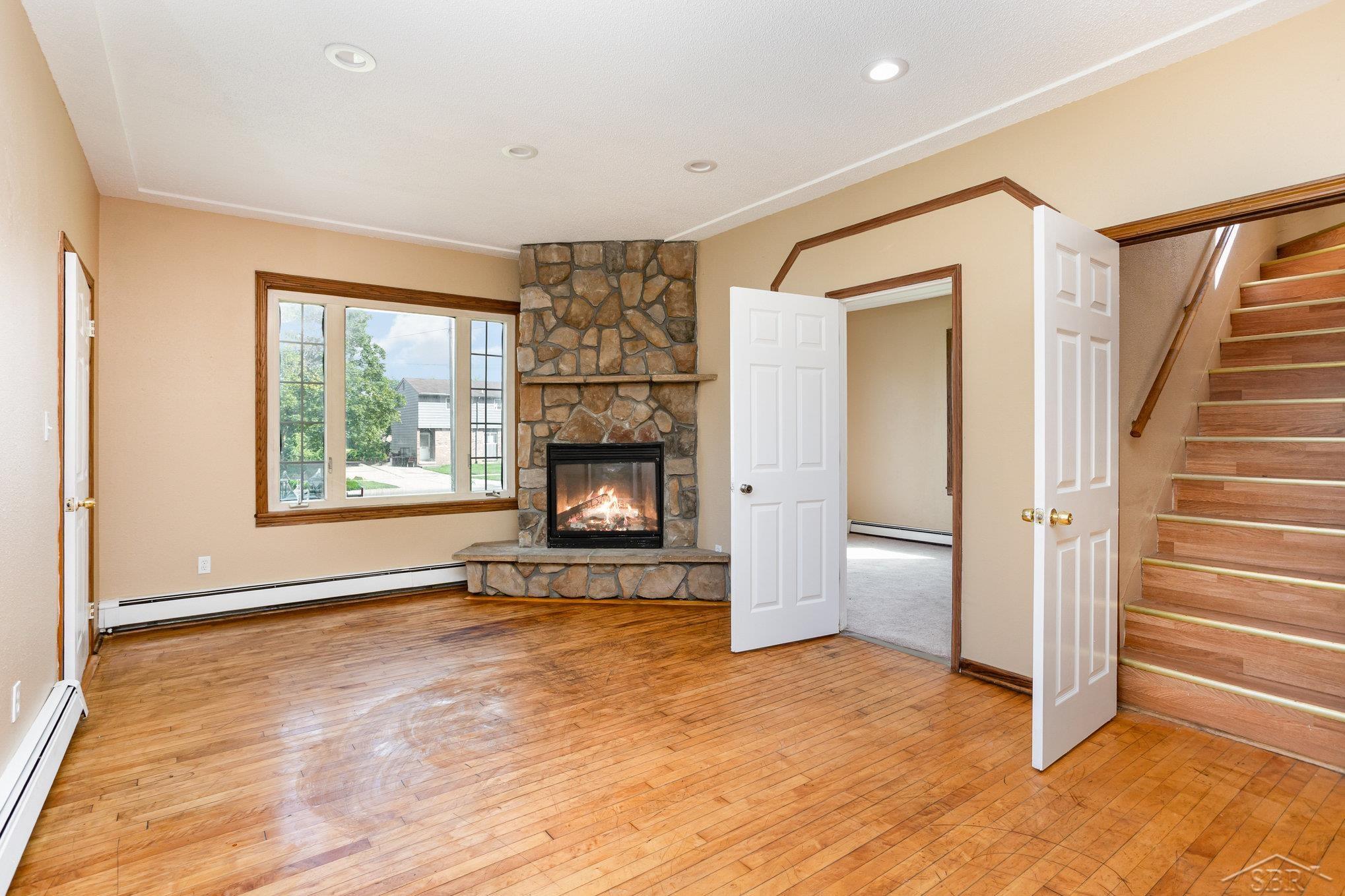 2015 S Washington Street, Saginaw, MI, 48601