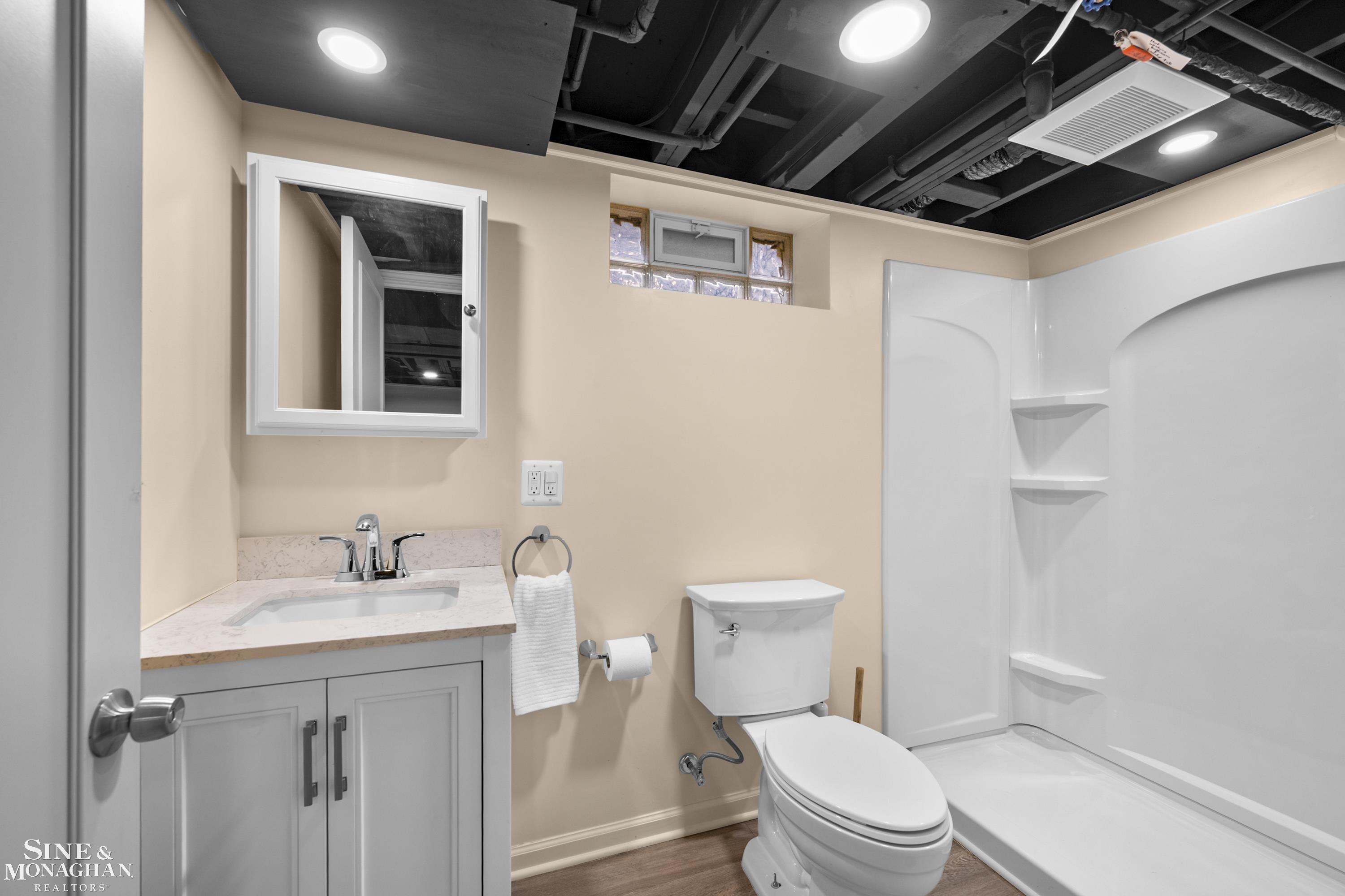 771 Saint Clair Avenue, Grosse Pointe, MI, 48230