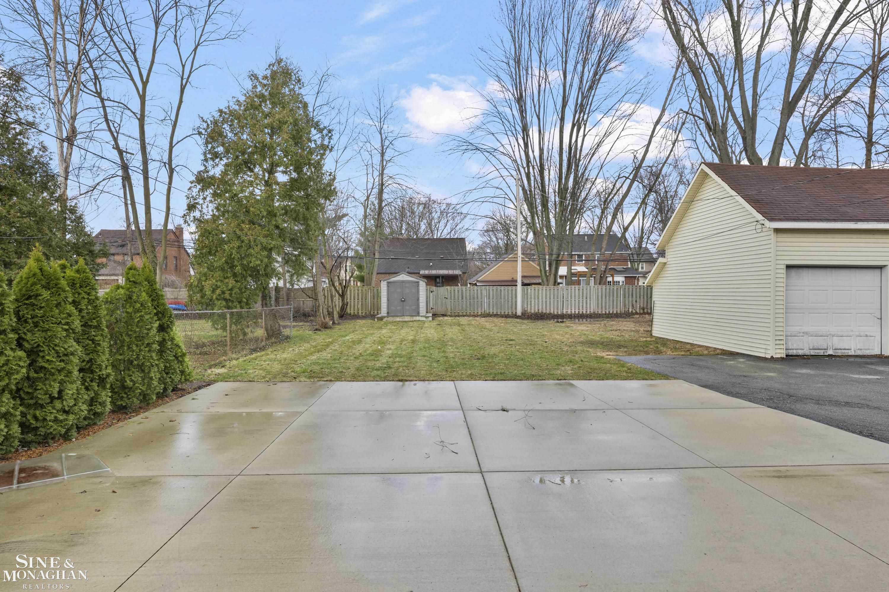 771 Saint Clair Avenue, Grosse Pointe, MI, 48230