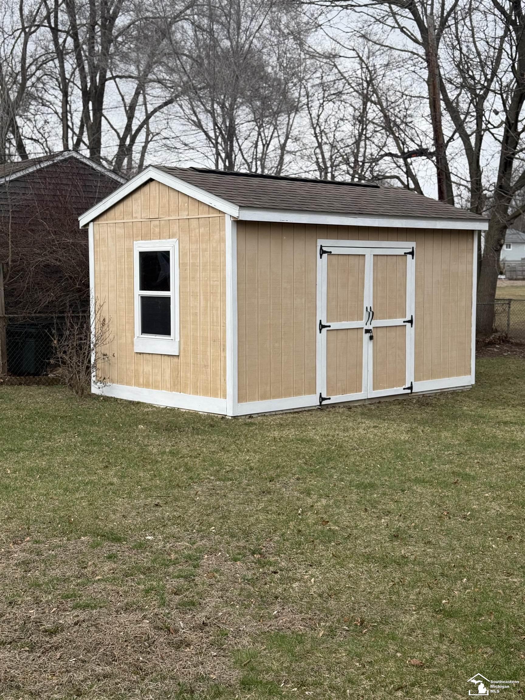 Homes for sale in Plymouth, MI | 41460 Greenbriar Ln Ln, Plymouth, MI 48170 | MLS# 50201892