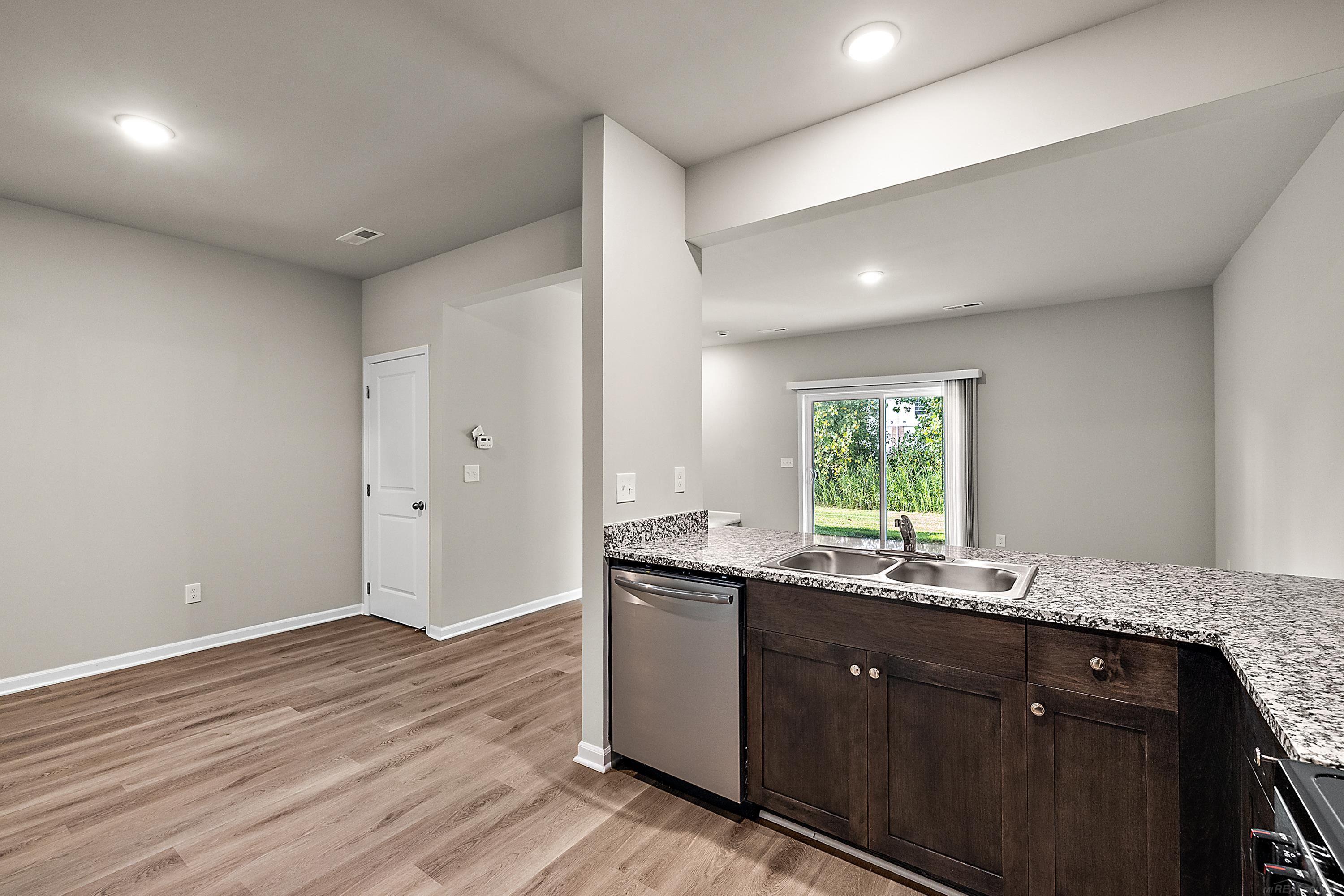 28104 Delano Drive UNIT&nbsp;Bldg 15 UNIT&nbsp;9I, Chesterfield, MI, 48051