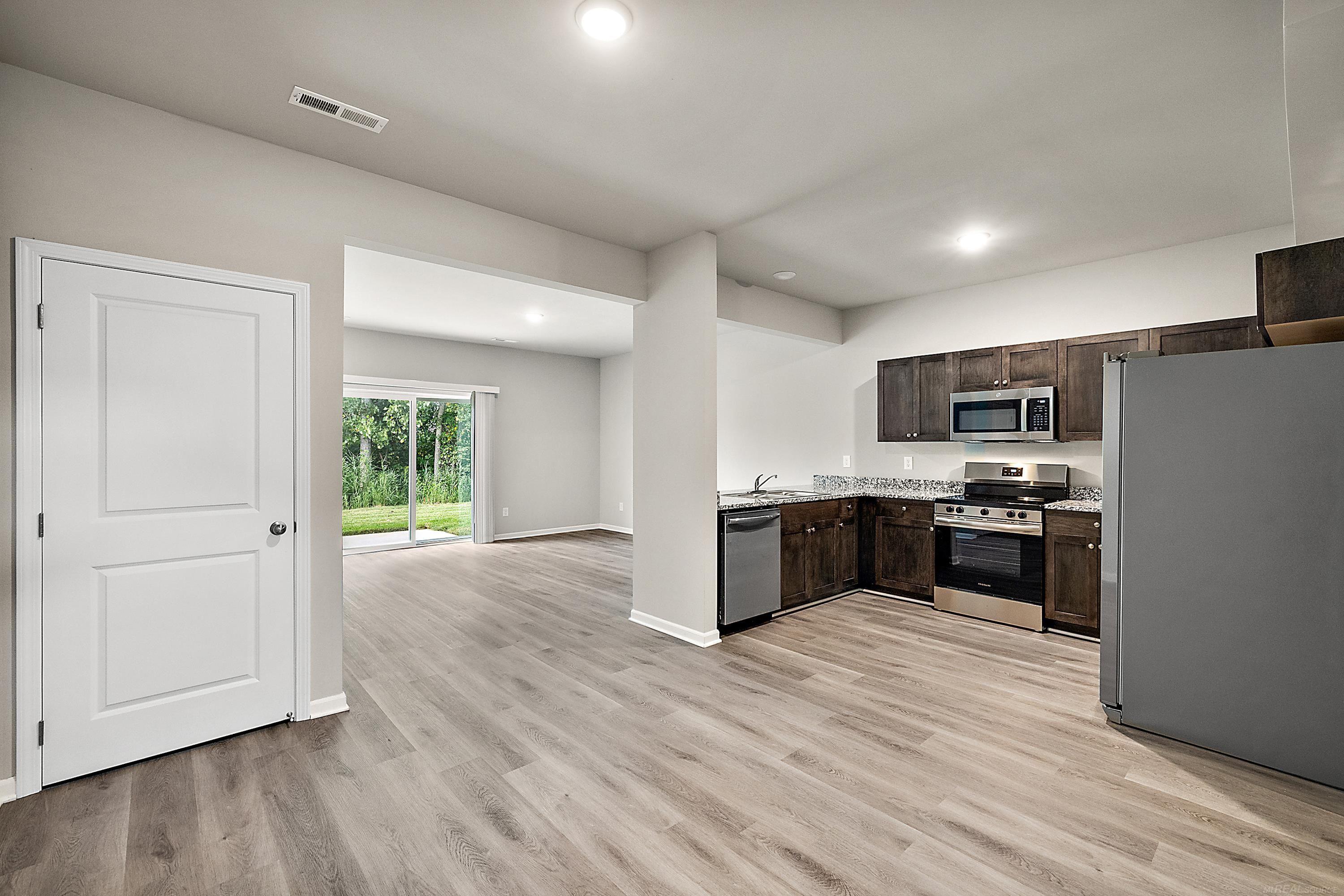 28104 Delano Drive UNIT&nbsp;Bldg 15 UNIT&nbsp;9I, Chesterfield, MI, 48051
