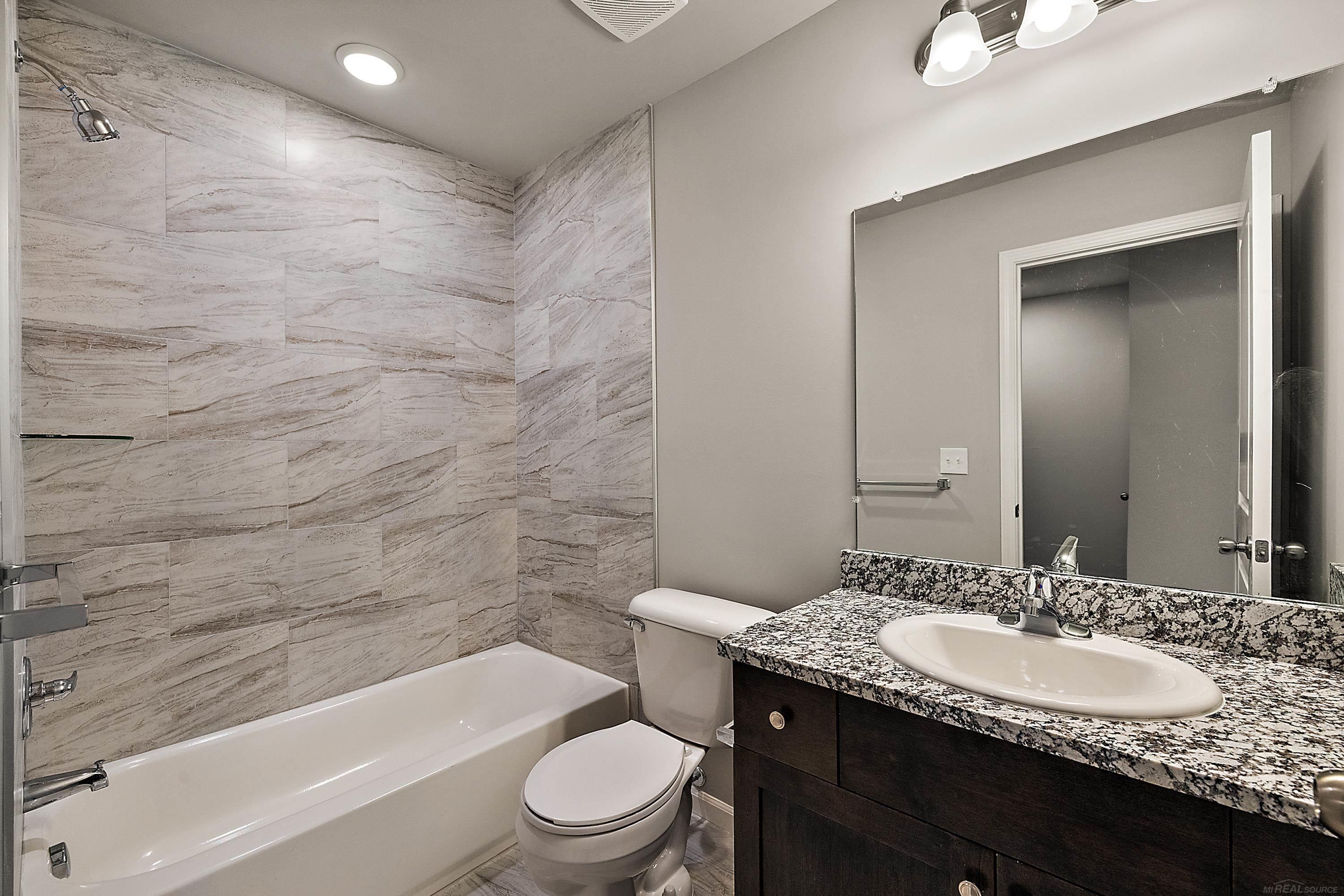 28104 Delano Drive UNIT&nbsp;Bldg 15 UNIT&nbsp;9I, Chesterfield, MI, 48051