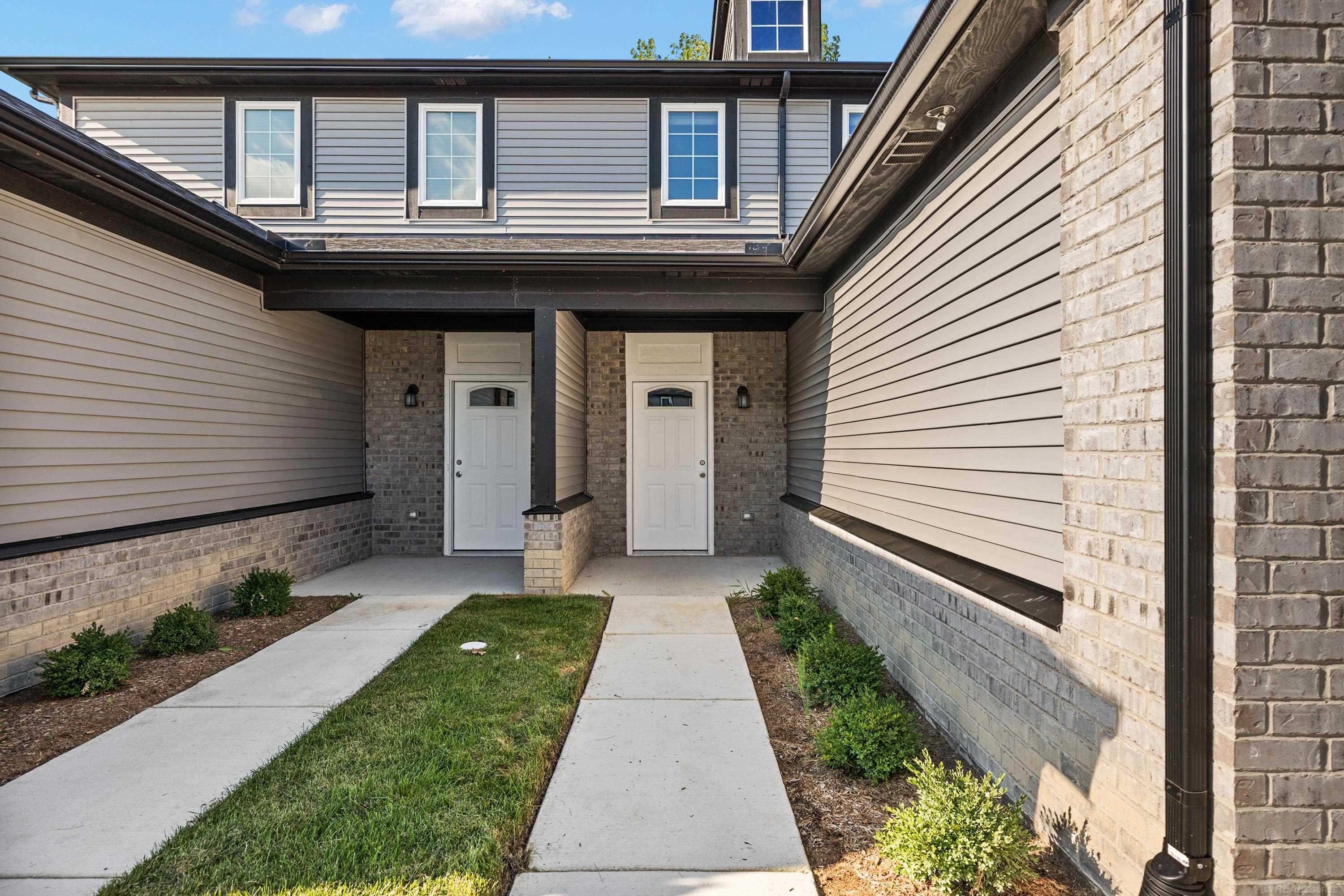28104 Delano Drive UNIT&nbsp;Bldg 15 UNIT&nbsp;9I, Chesterfield, MI, 48051
