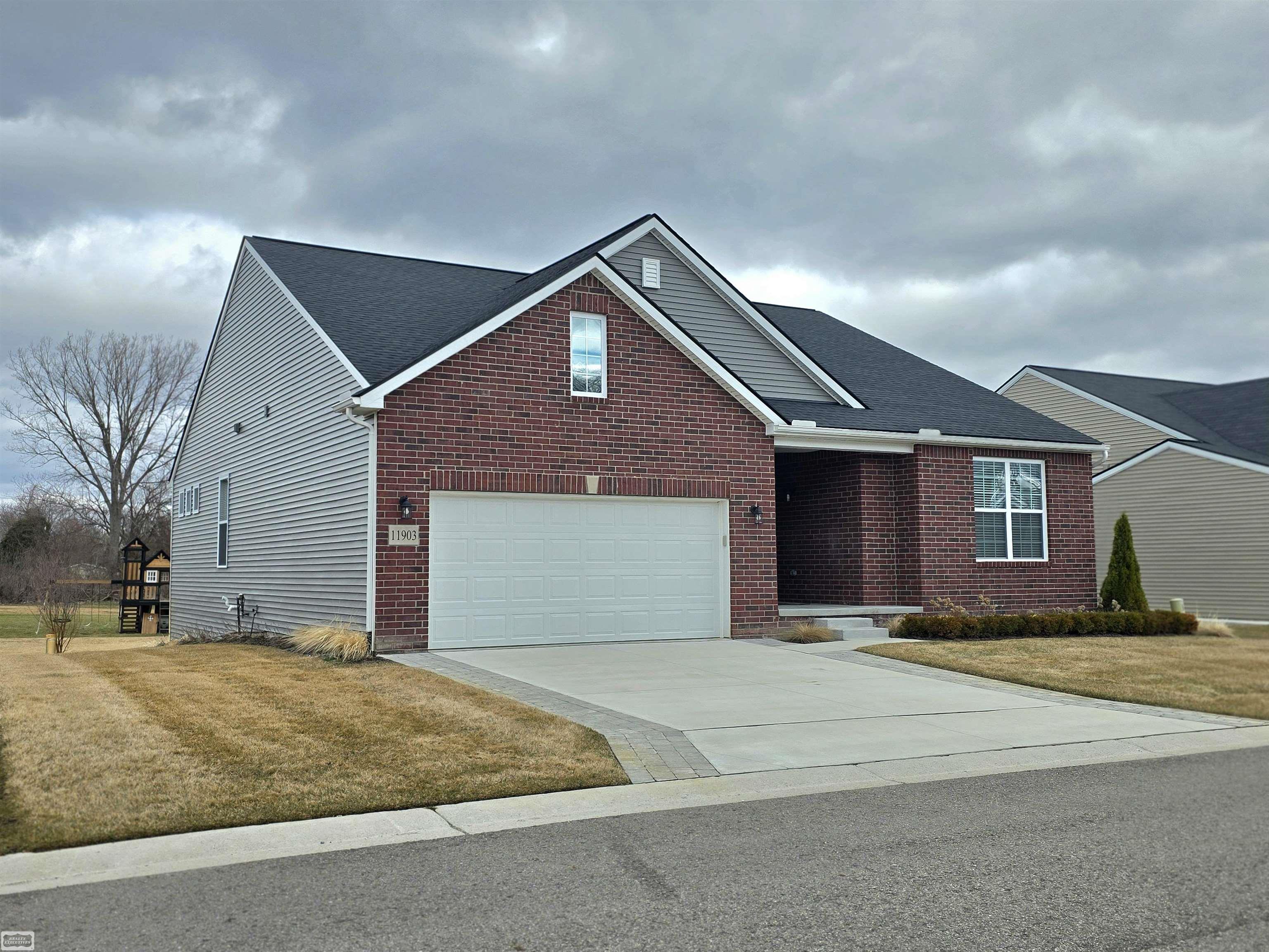 11903 Timber Court, Romeo, MI, 48065-2300