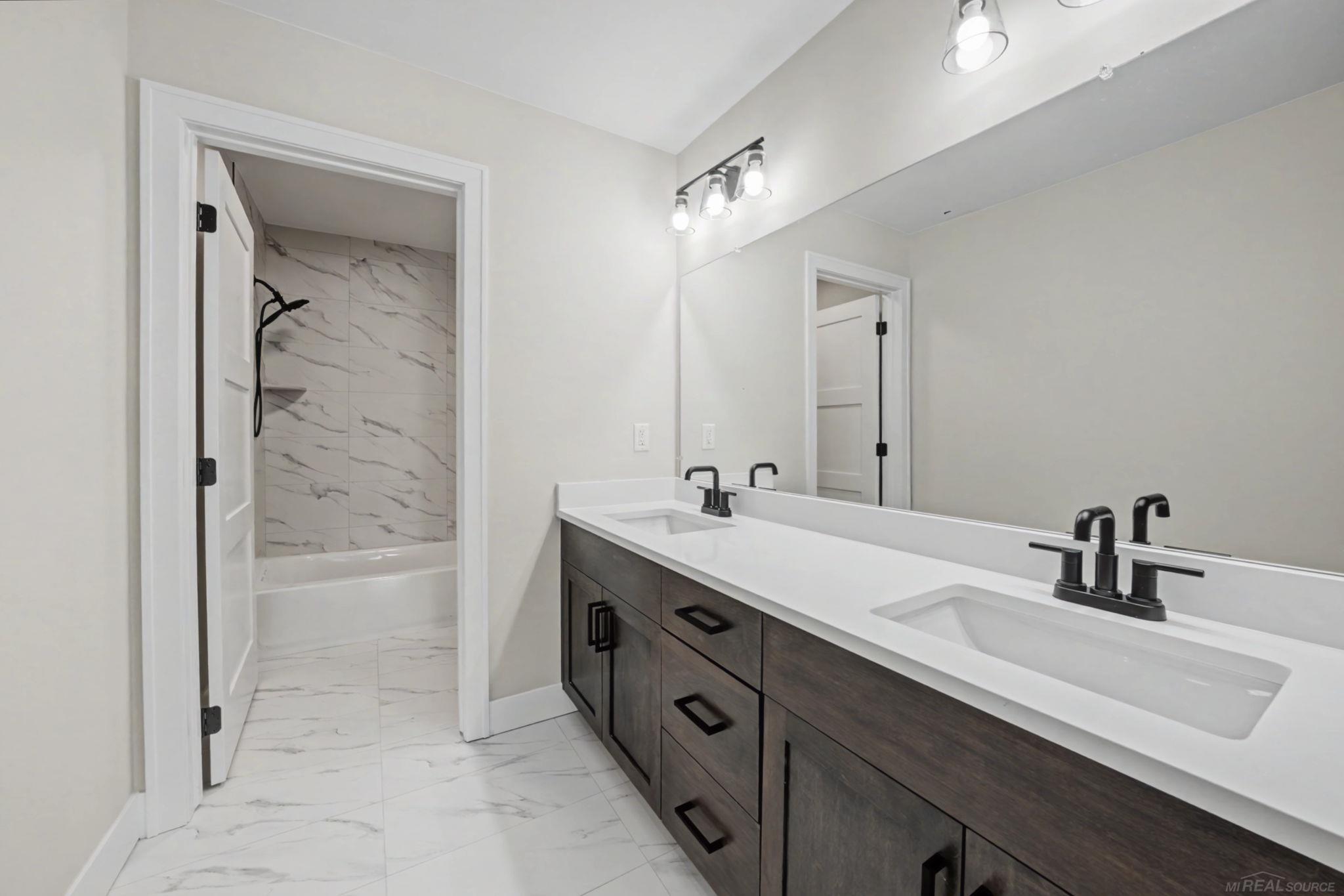 37572 Josephine Drive, Sterling Heights, MI, 48312