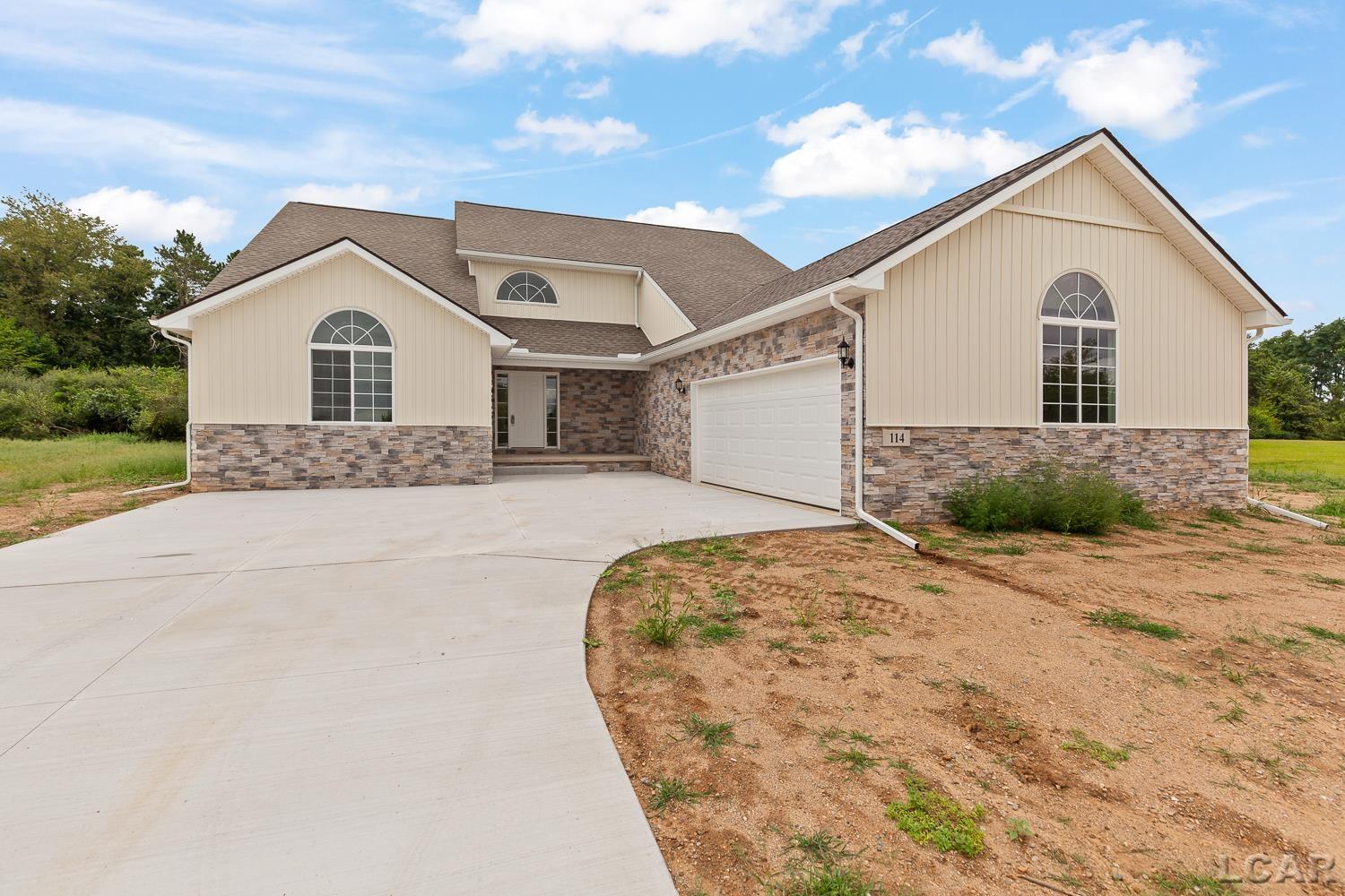 Photo 1 of Single family home for sale at 114 Bloomfield Blvd, Norvell Township Jackson, MI 49230 | MLS# 56050201918 | Listing updated on 2026-09-30