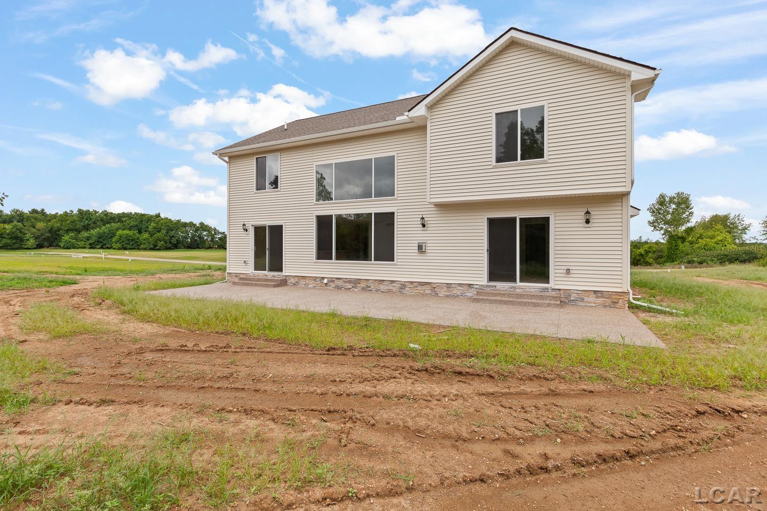 Photo 4 of Single family home for sale at 114 Bloomfield Blvd, Norvell Township Jackson, MI 49230 | MLS# 56050201918 | Listing updated on 2026-09-30