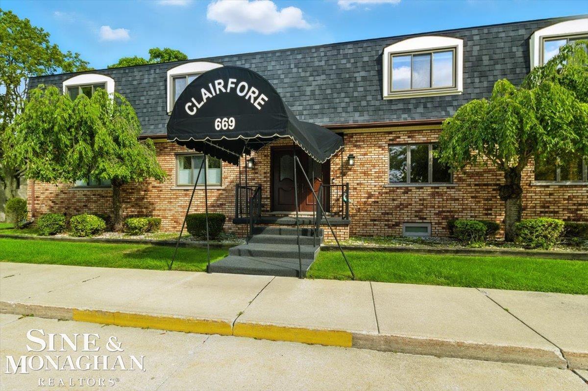 669 N Riverside Avenue UNIT&nbsp;Apt #4, Saint Clair, MI, 48079