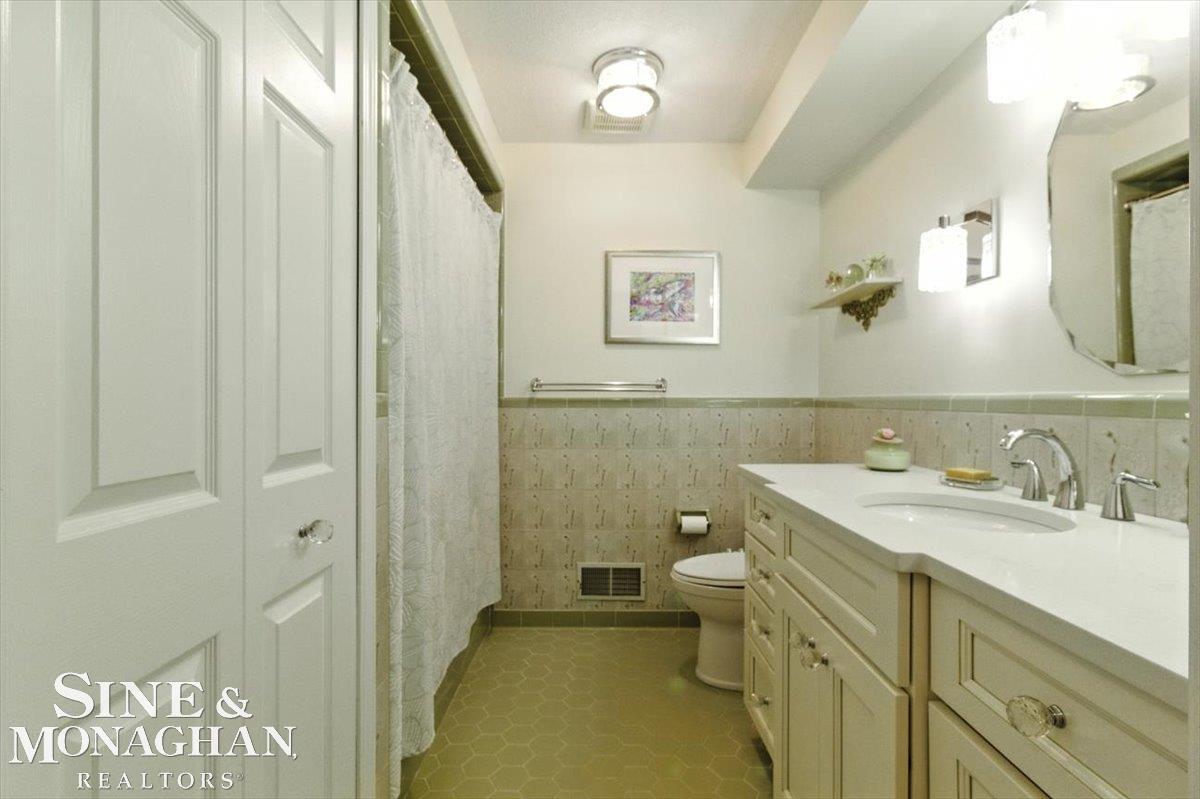 669 N Riverside Avenue UNIT&nbsp;Apt #4, Saint Clair, MI, 48079