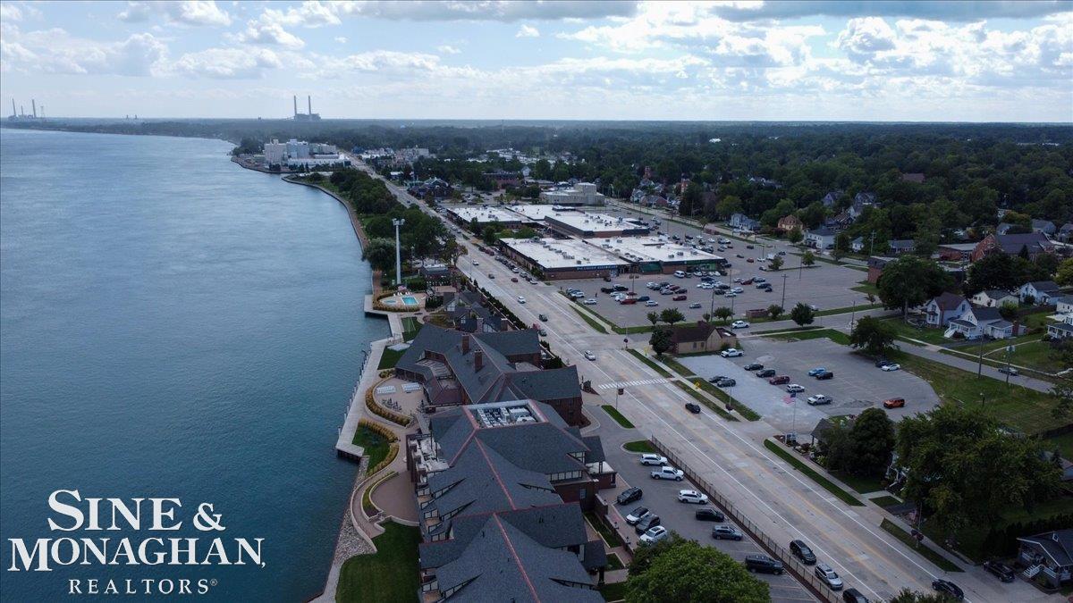 669 N Riverside Avenue UNIT&nbsp;Apt #4, Saint Clair, MI, 48079