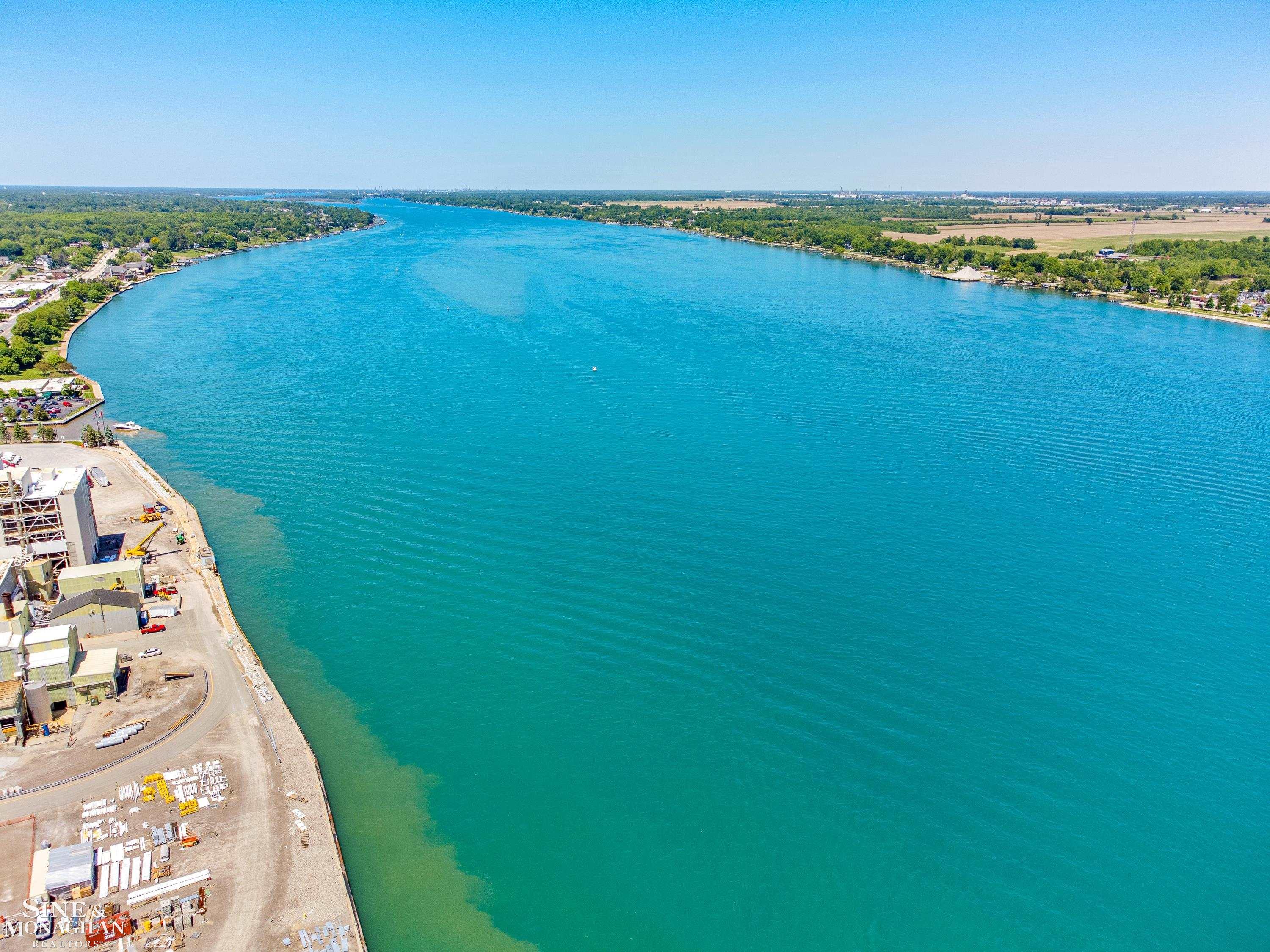 669 N Riverside Avenue UNIT&nbsp;Apt #4, Saint Clair, MI, 48079