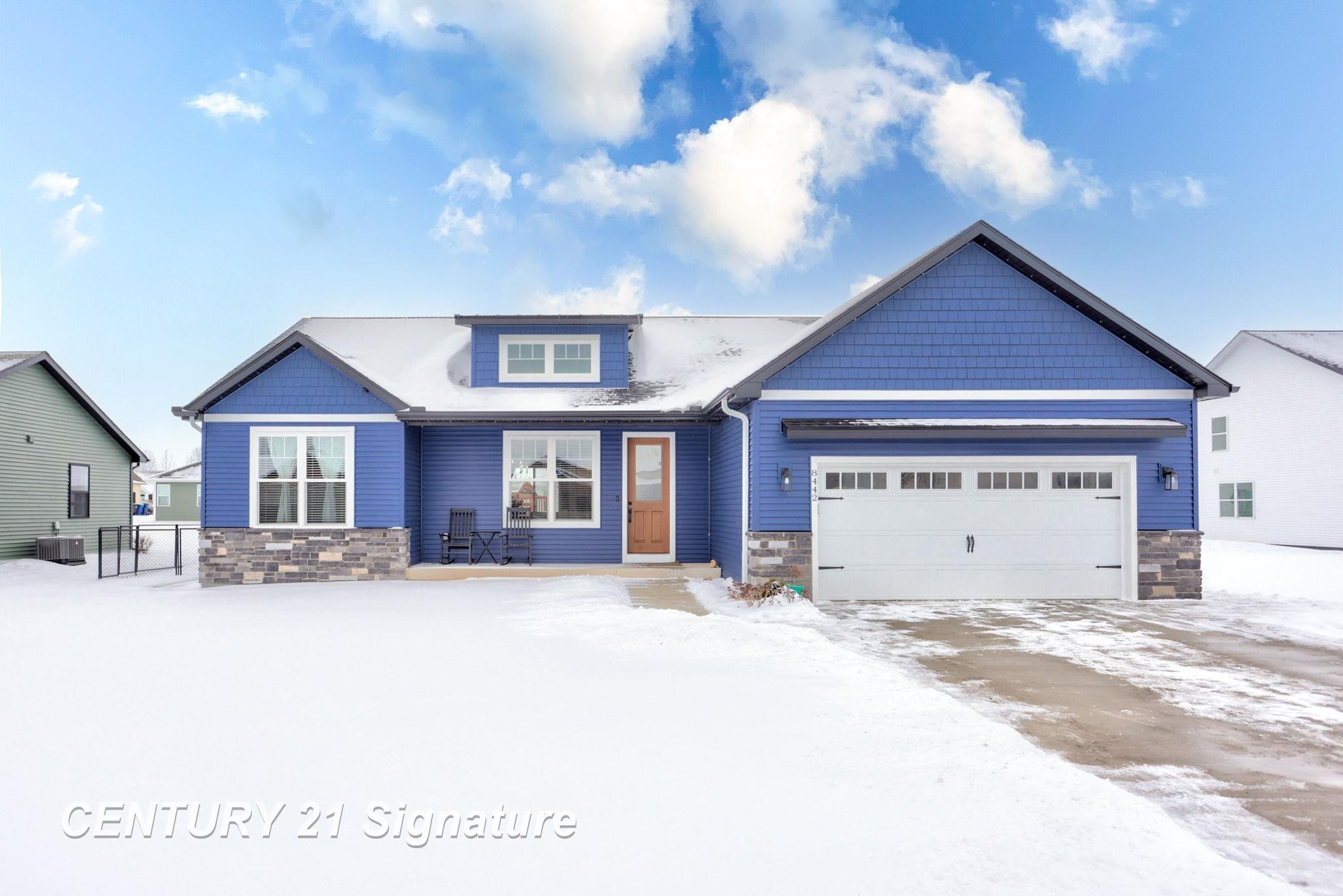 8442 Oakhill Drive, Freeland, MI, 48623