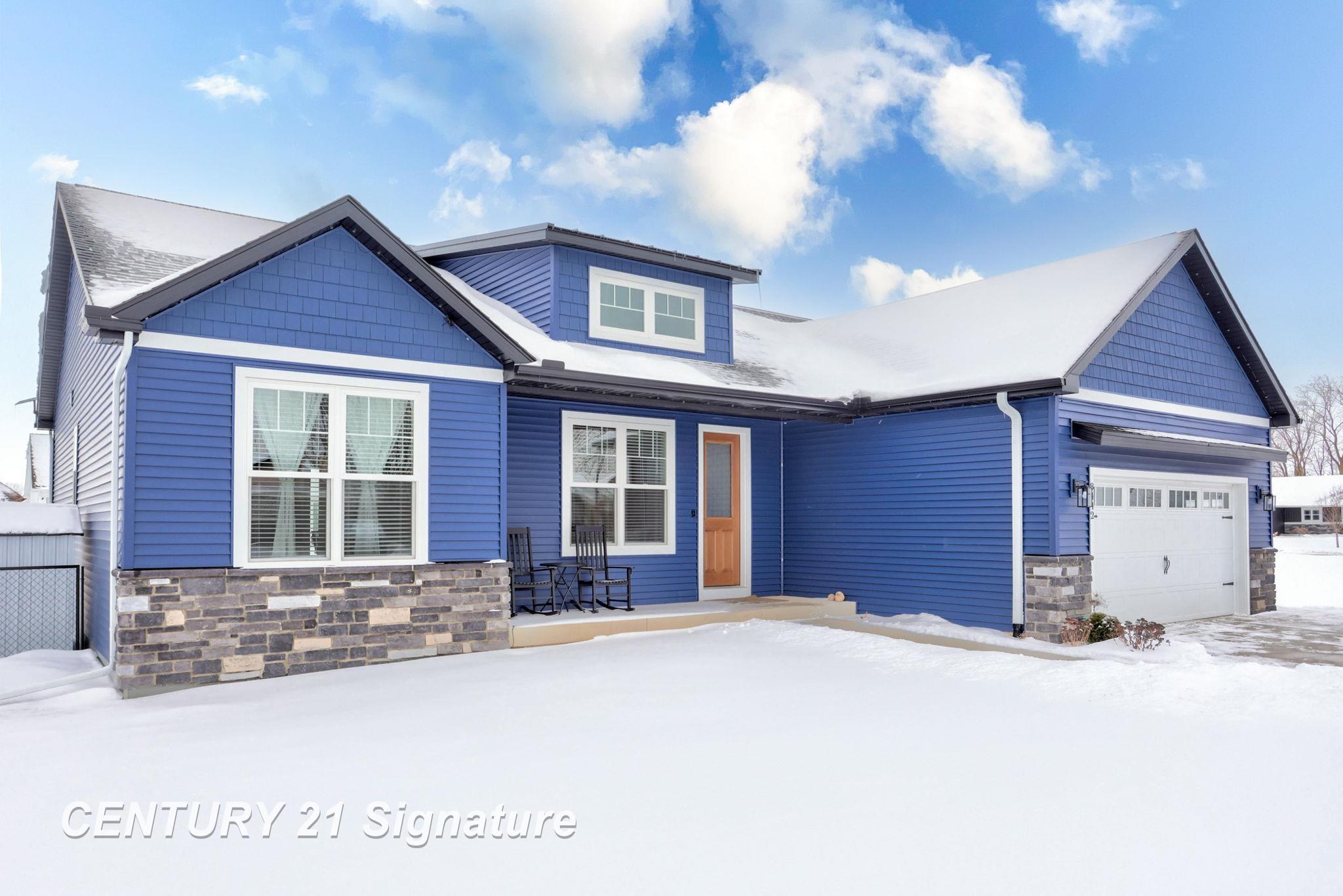 8442 Oakhill Drive, Freeland, MI, 48623