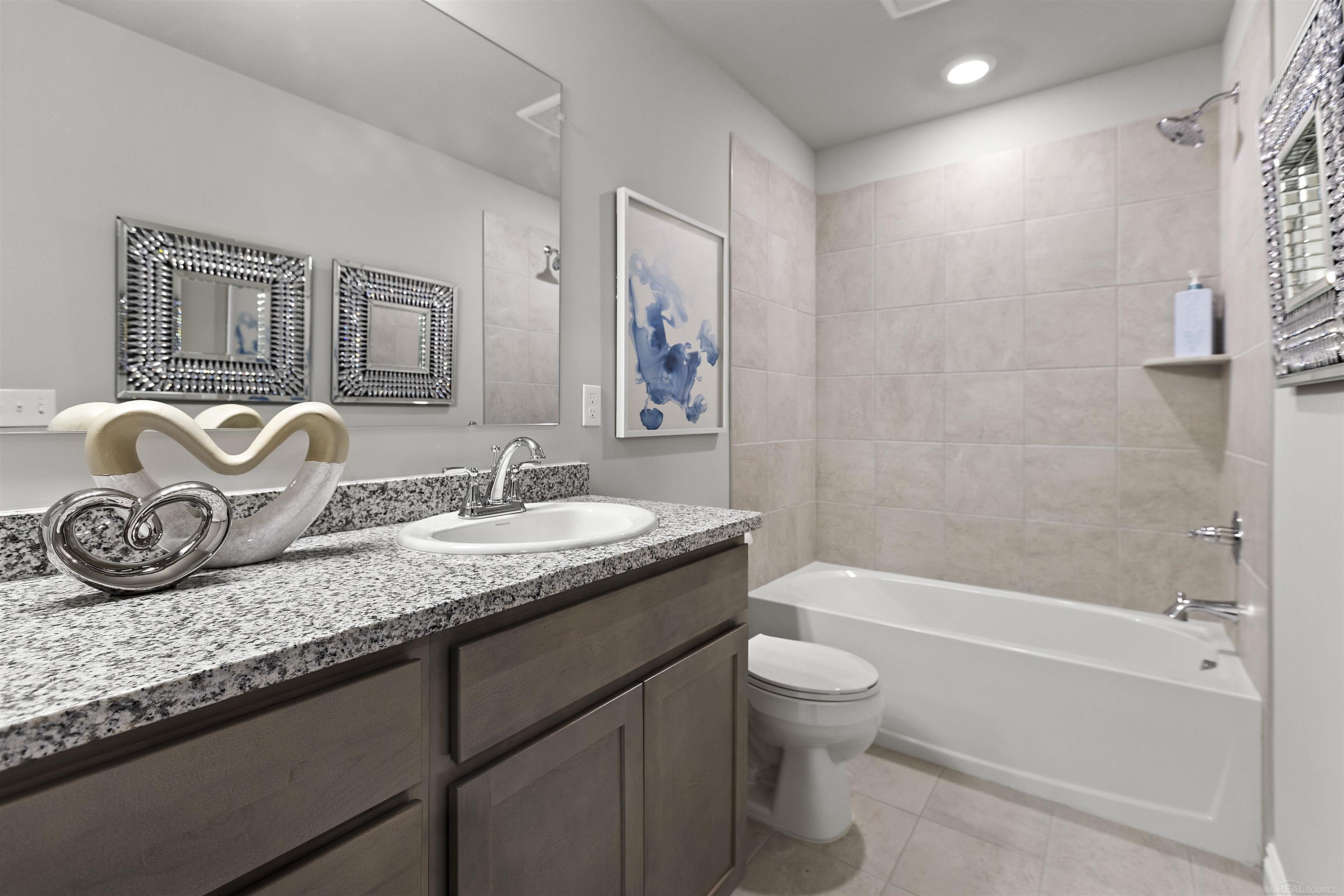 2270 Chase Drive UNIT&nbsp;112, Howell, MI, 48855