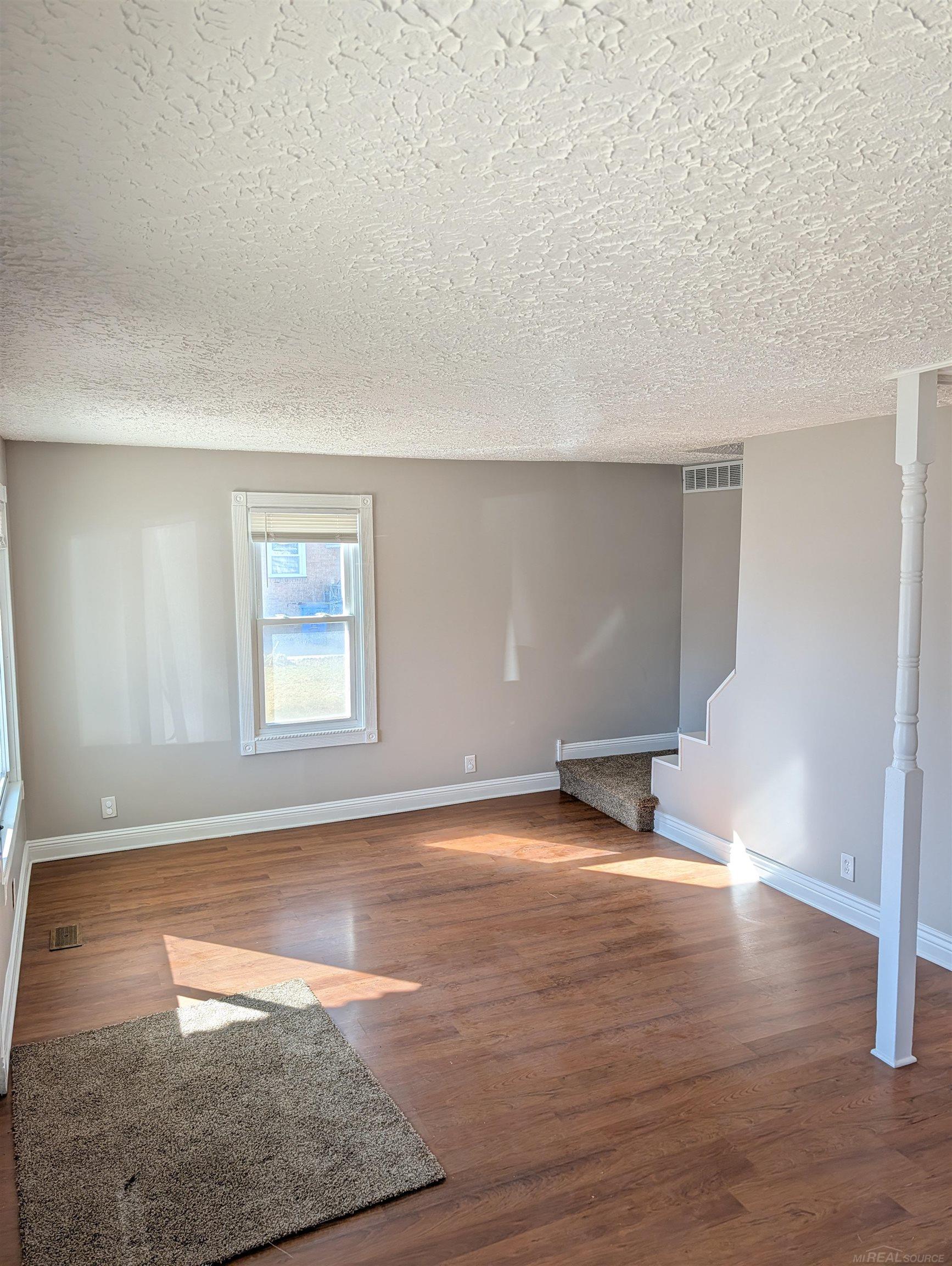 28827 Wauketa Avenue, Warren, MI, 48092